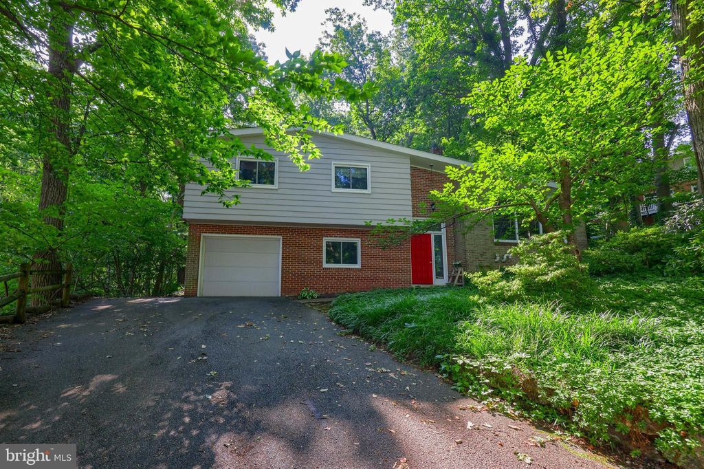 Photo of 819 DORSEA, LANCASTER, PA 17601 (MLS # PALA2039068)