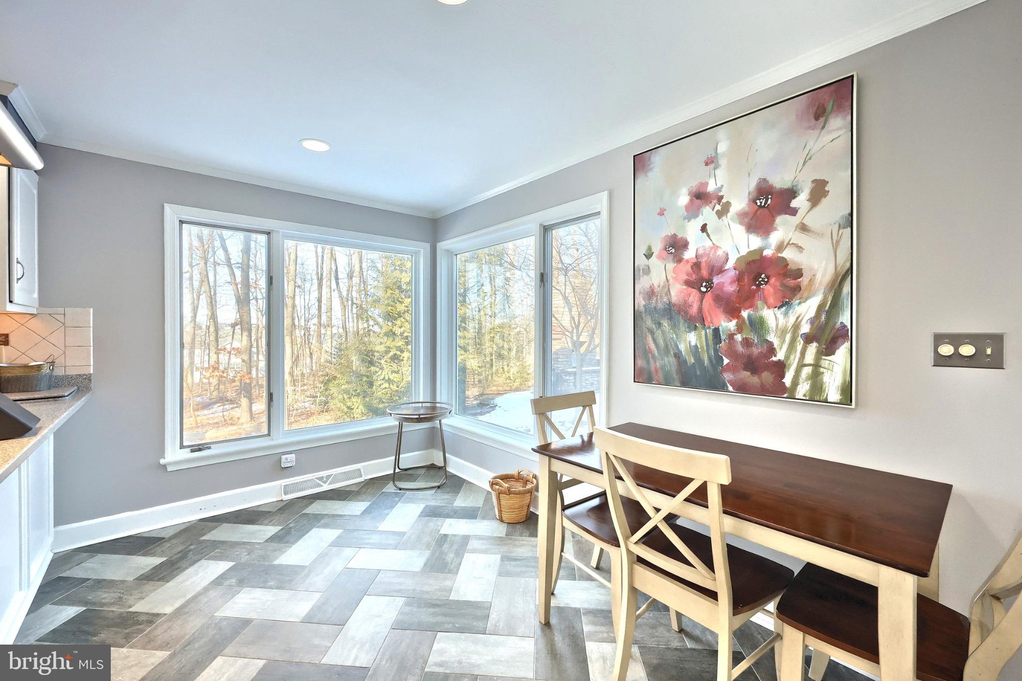 CLOVER LANE - Residential