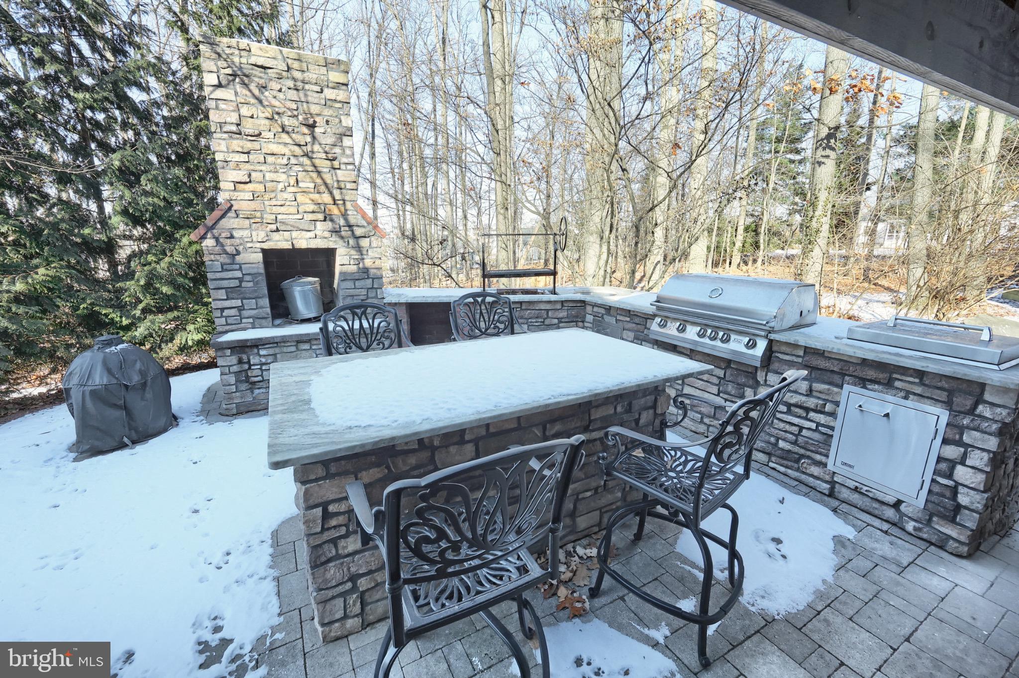 CLOVER LANE - Residential