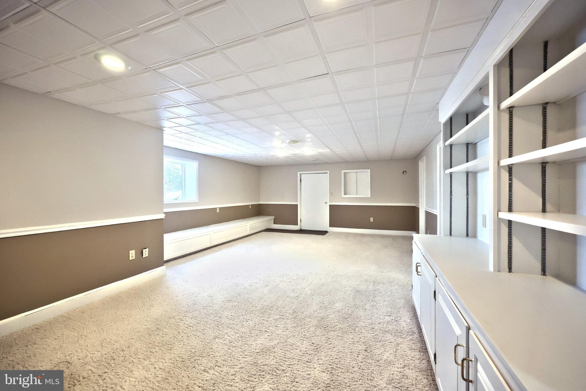 CLOVER LANE - Residential