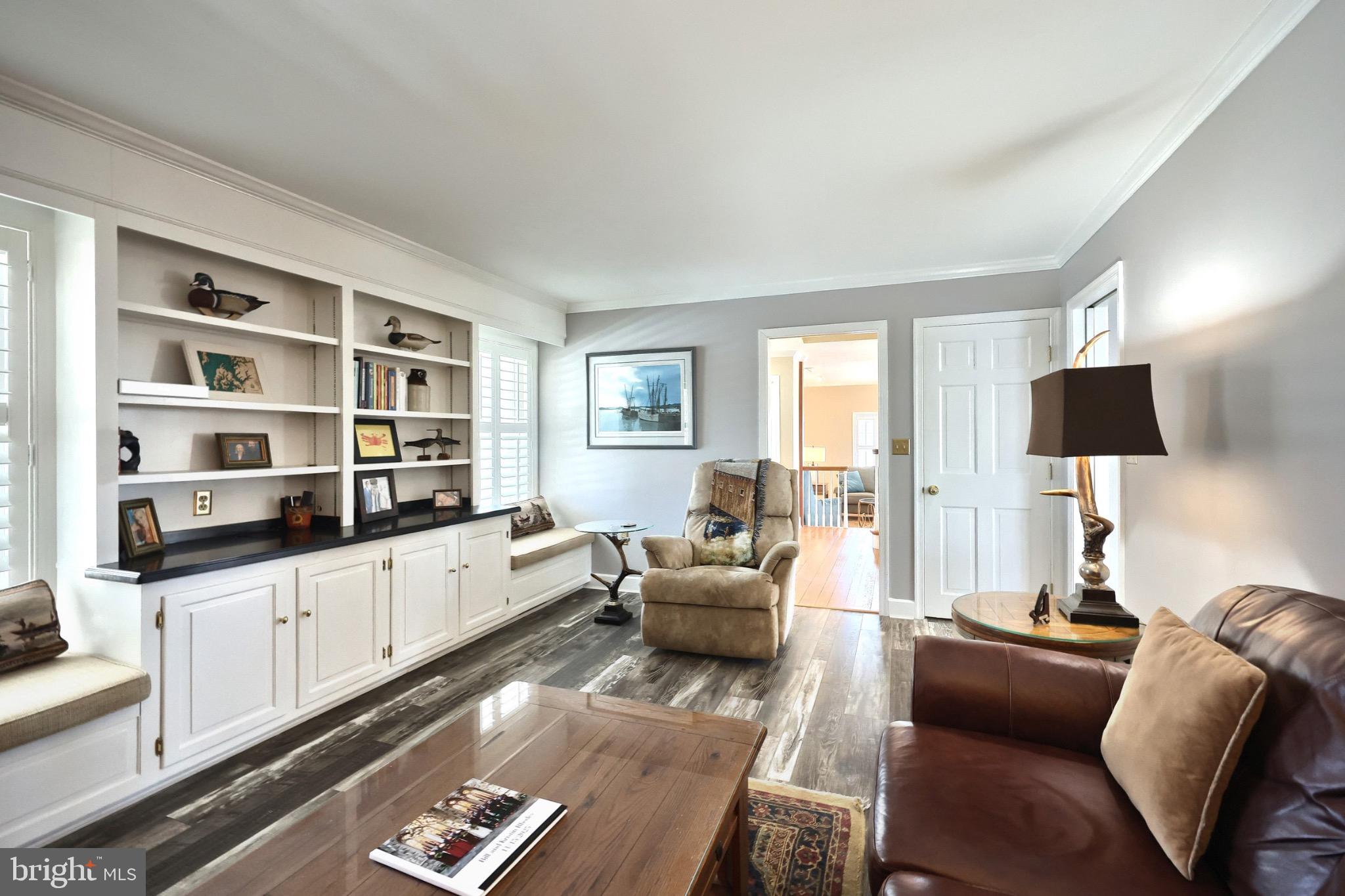 CLOVER LANE - Residential