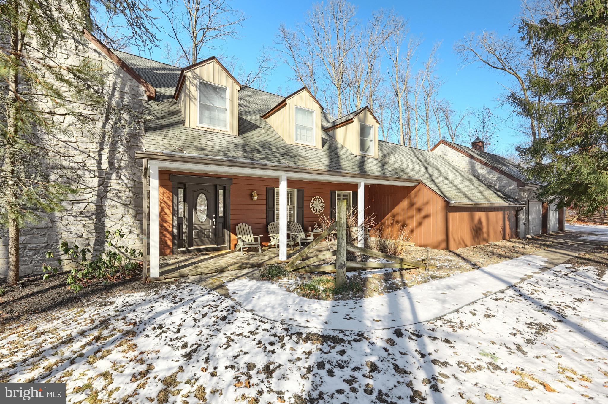 CLOVER LANE - Residential