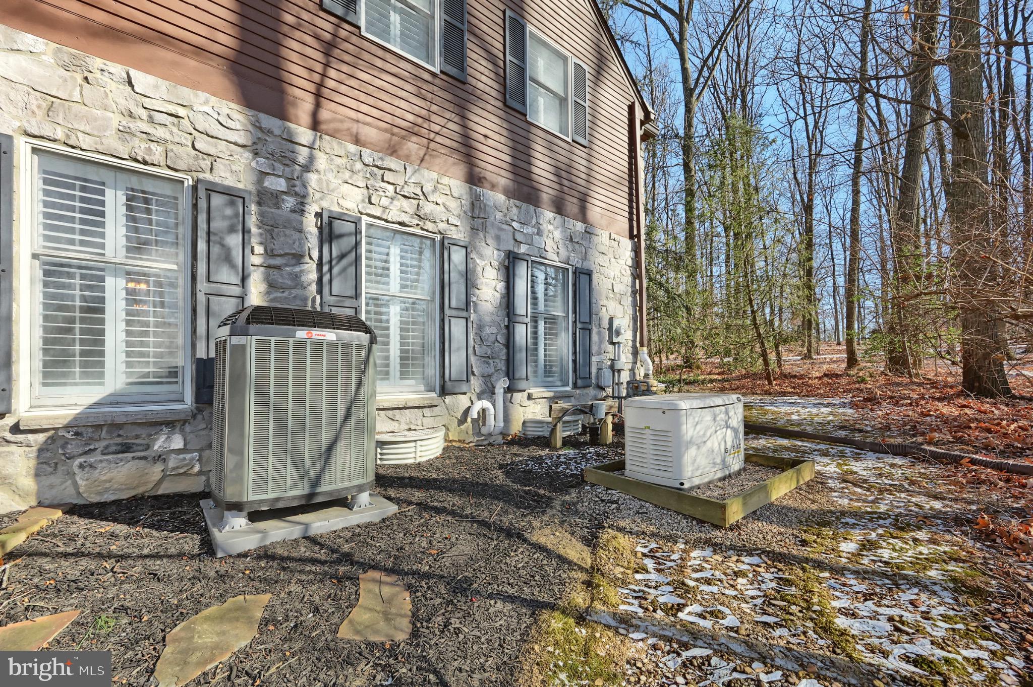 CLOVER LANE - Residential