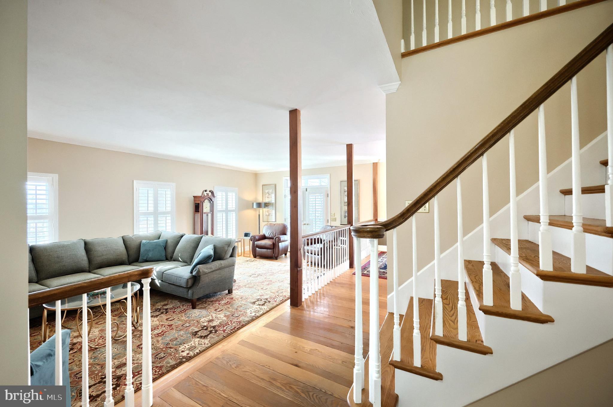 CLOVER LANE - Residential