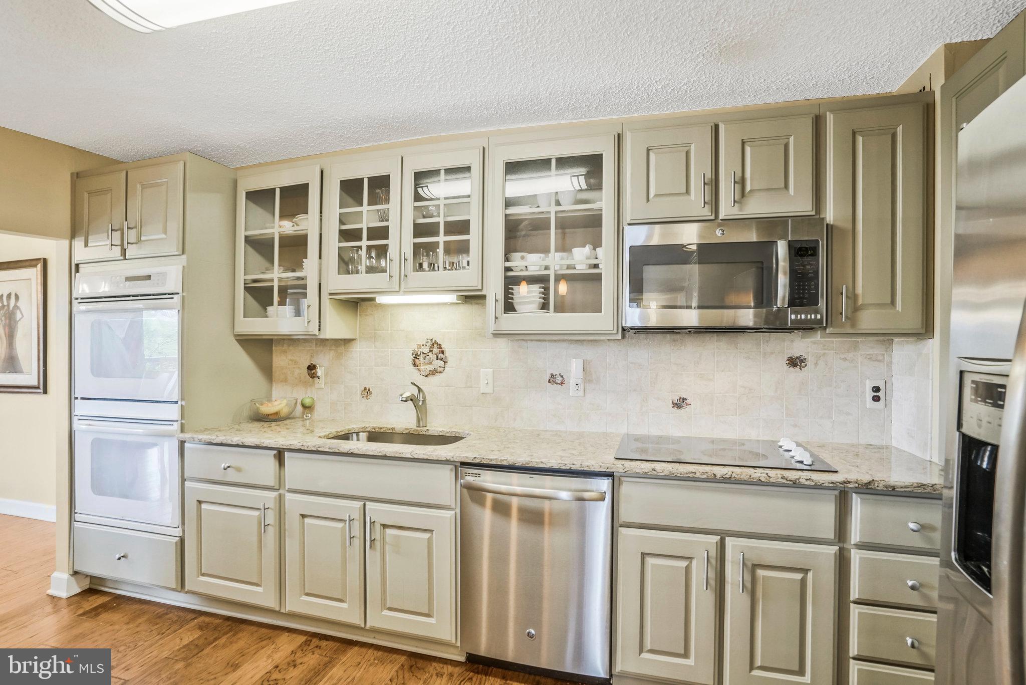 HALLMARK - Residential