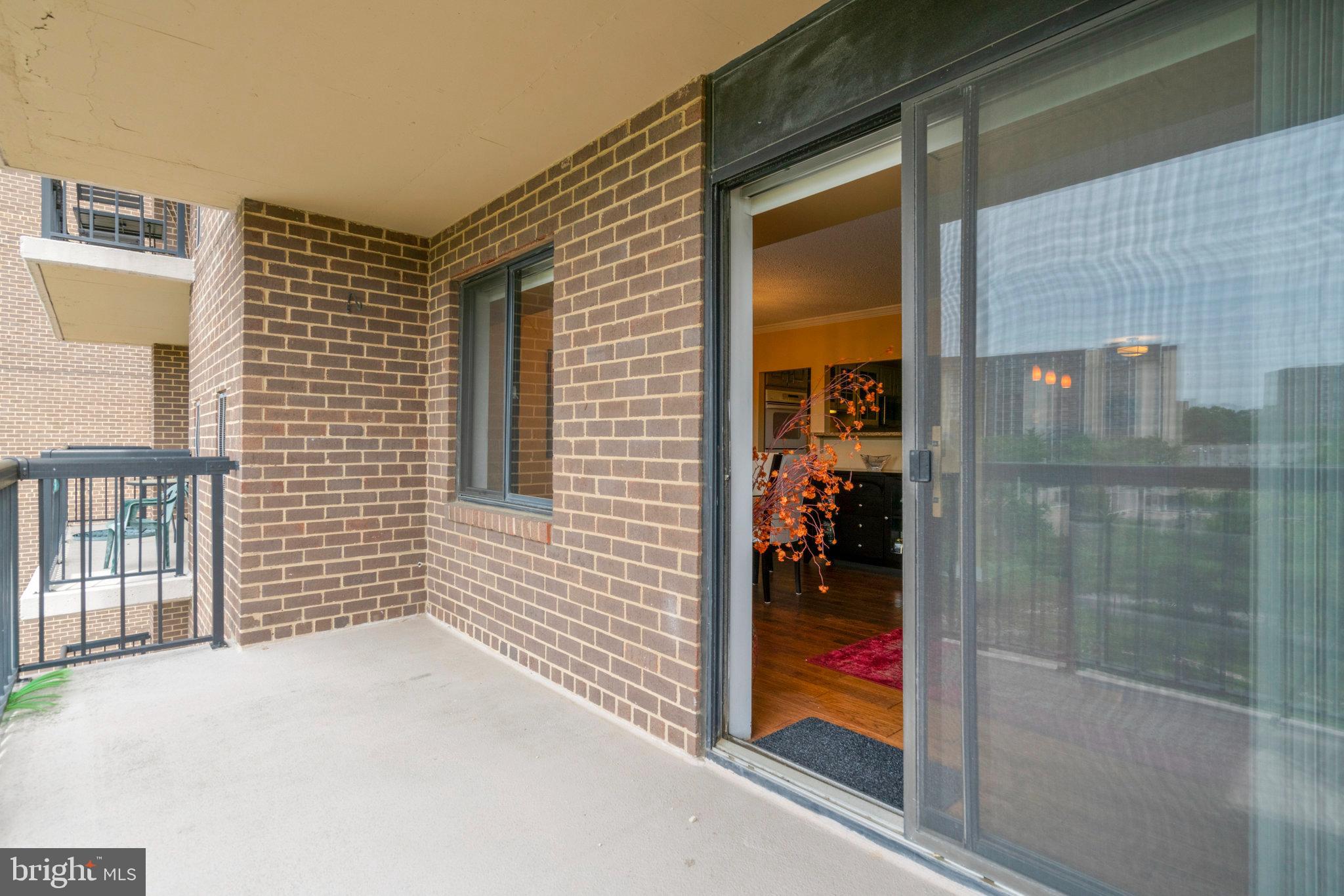 HALLMARK - Residential