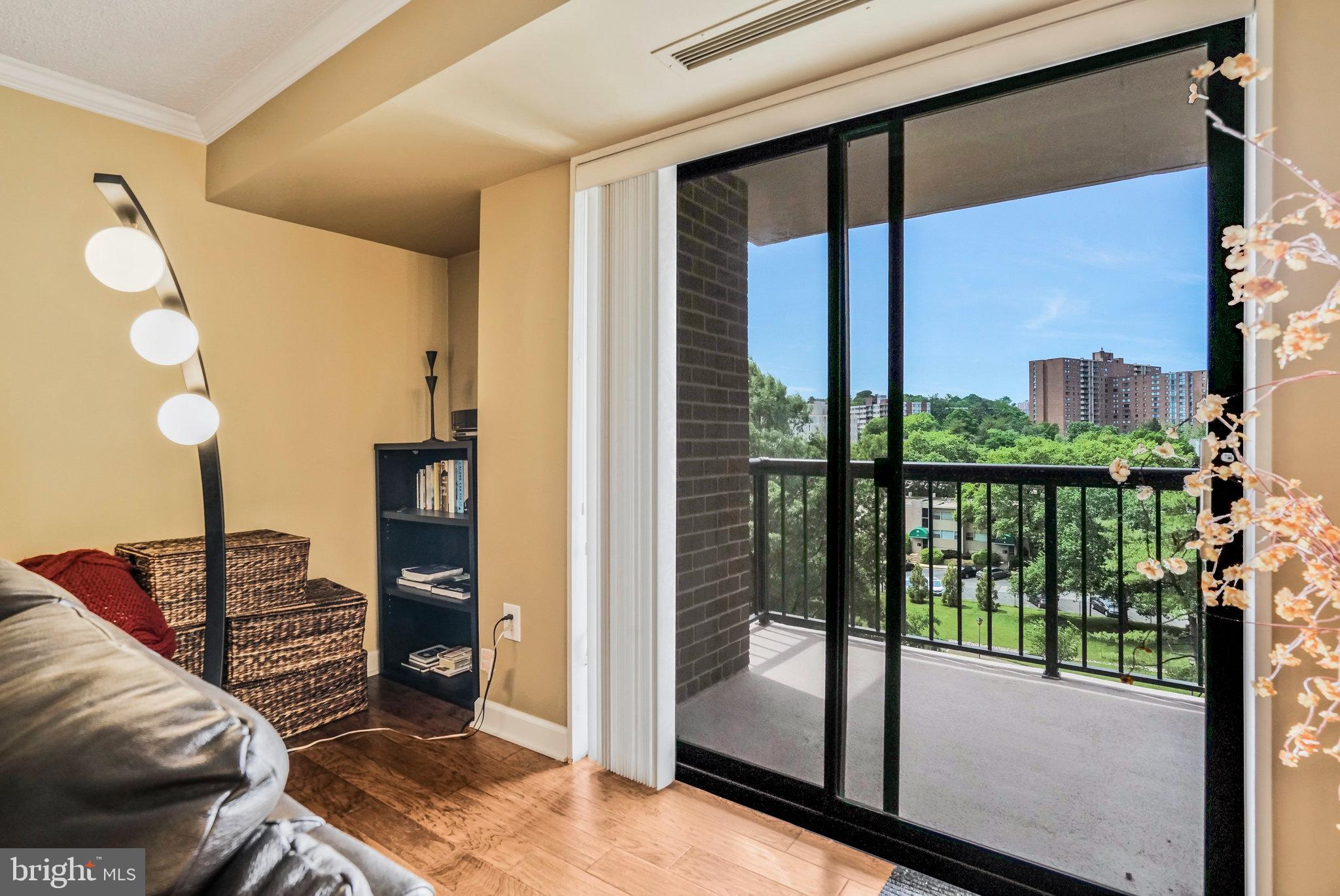 HALLMARK - Residential