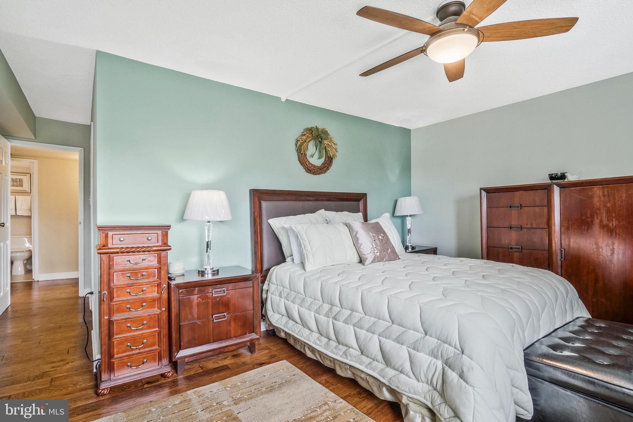 HALLMARK - Residential