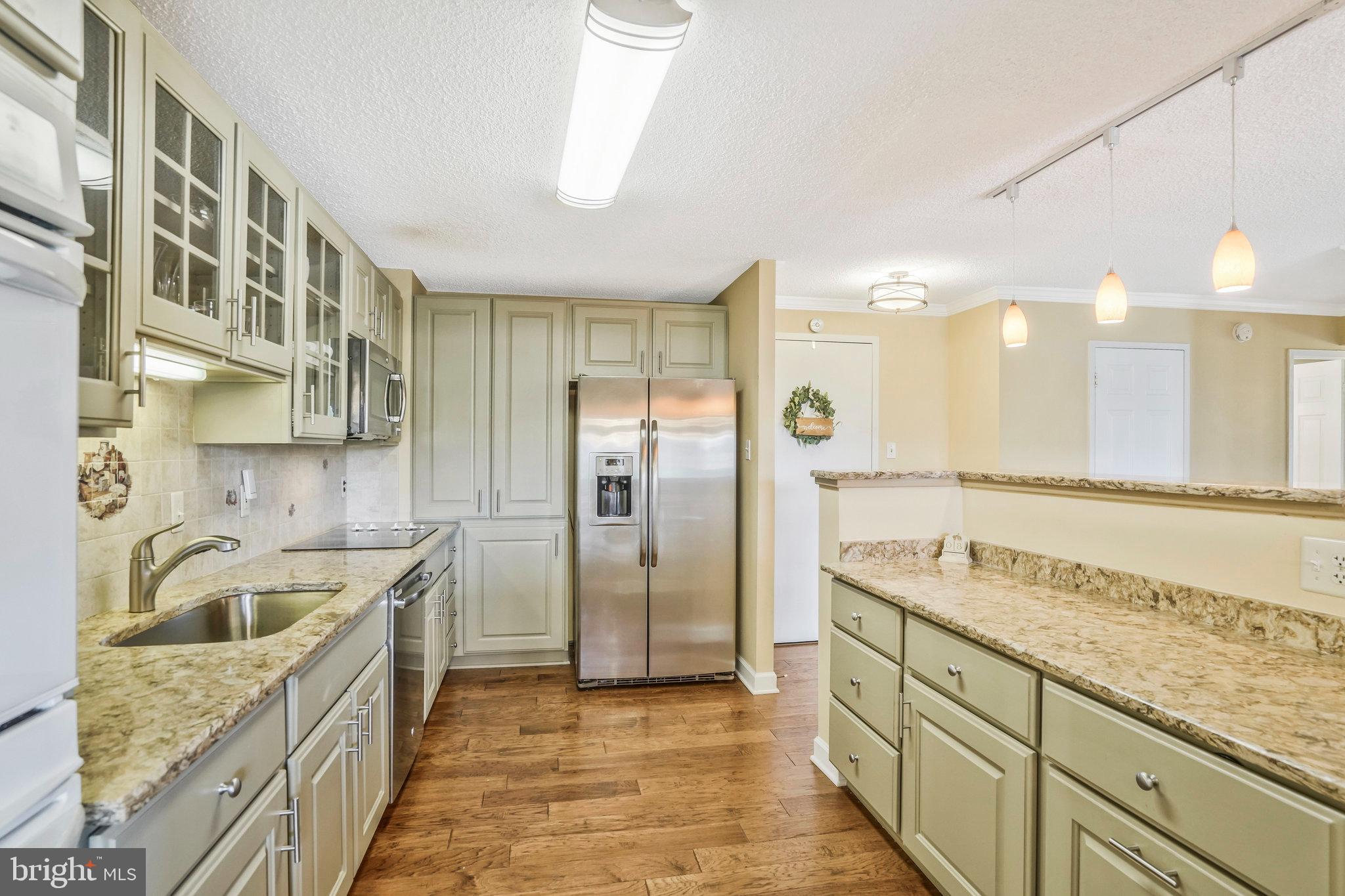 HALLMARK - Residential