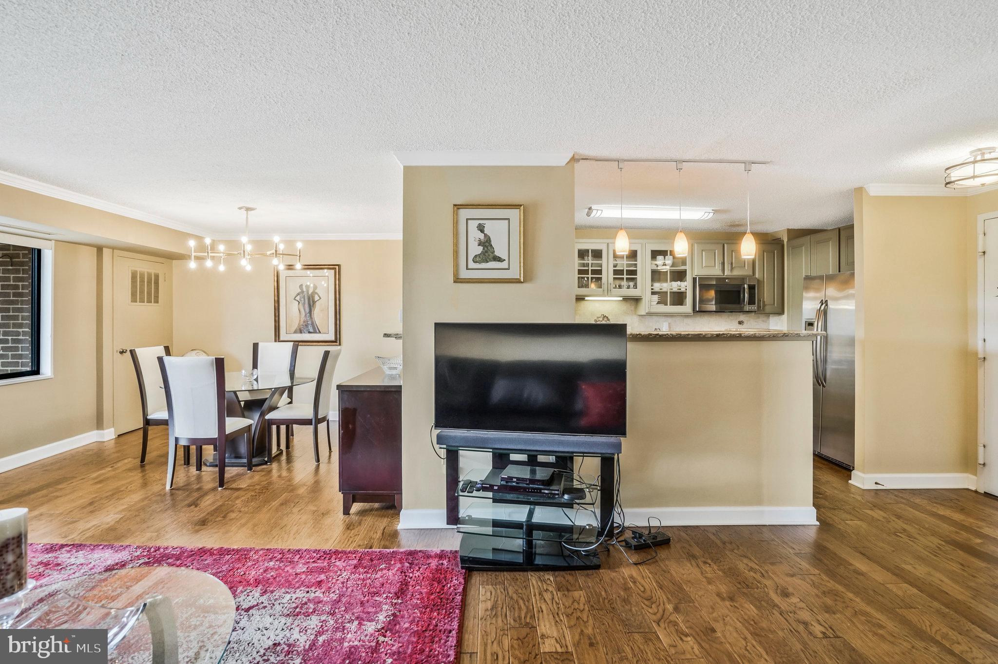 HALLMARK - Residential