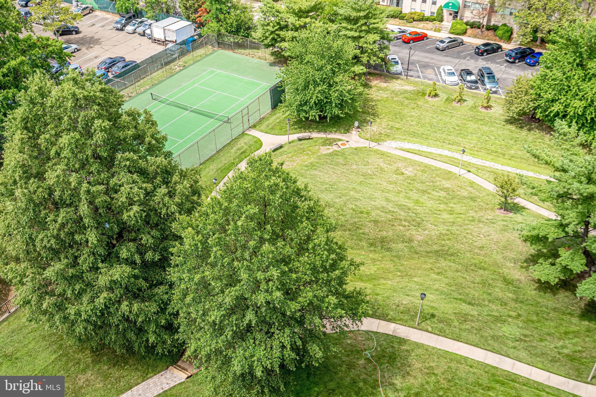 HALLMARK - Residential