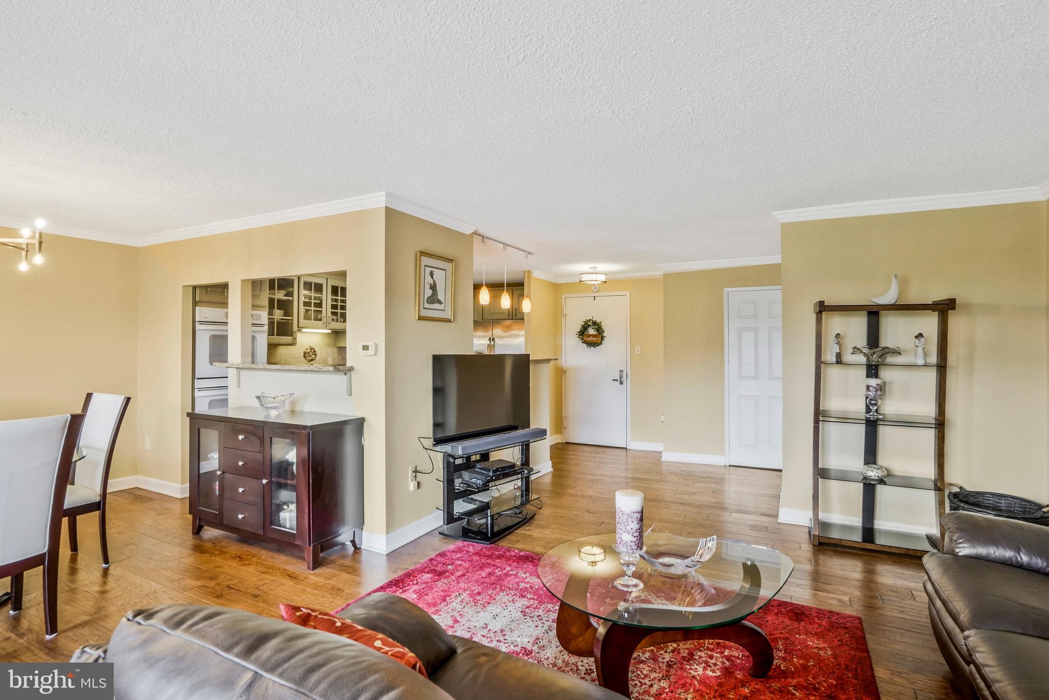 HALLMARK - Residential