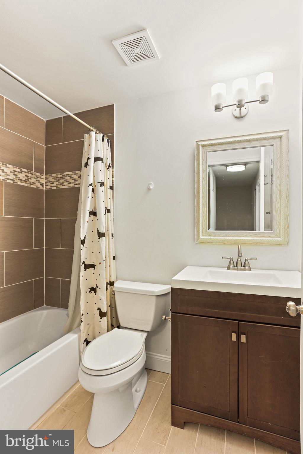 VILLAGE OF KINGS CONTRIVANCE - Residential