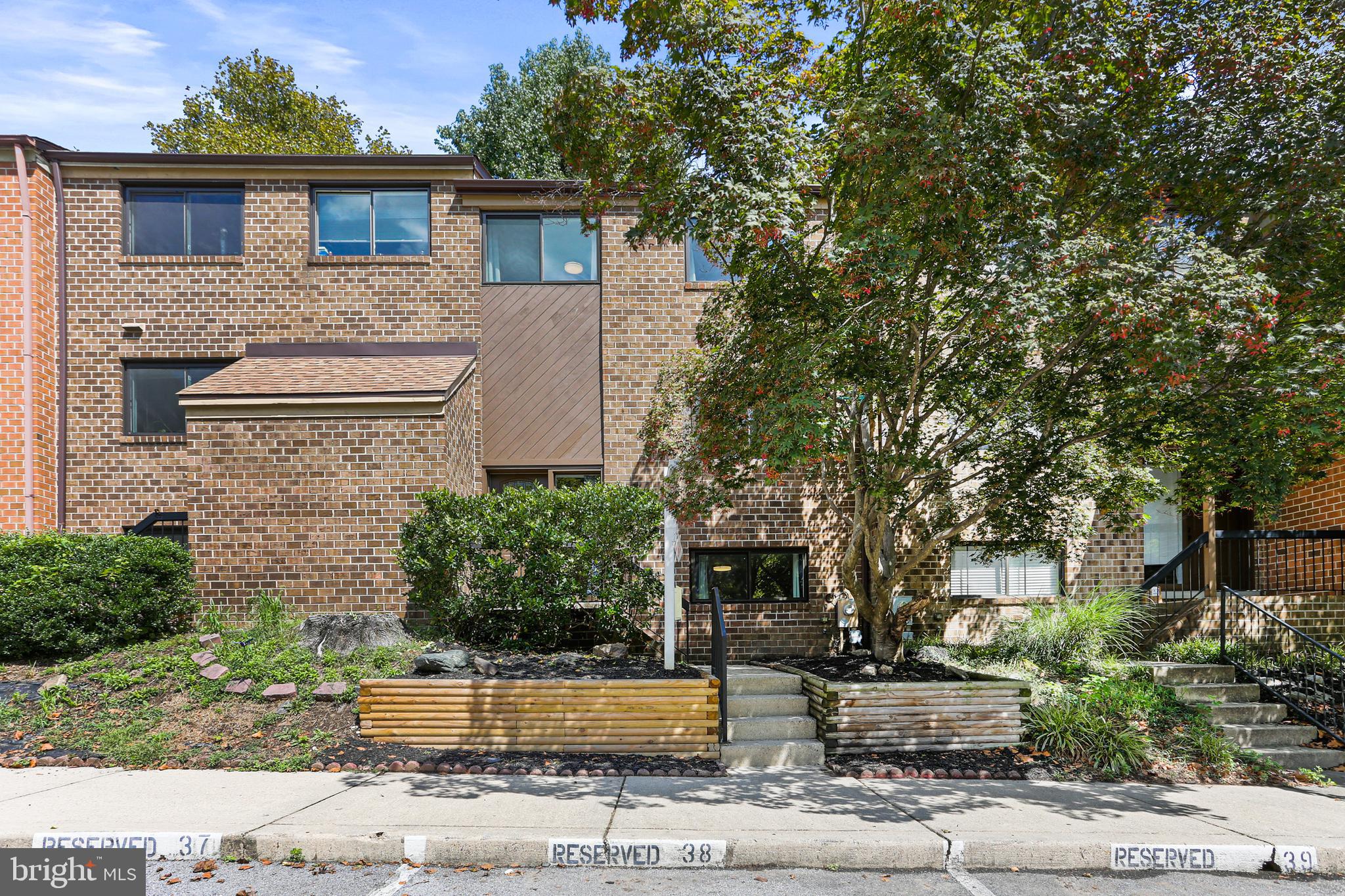 VILLAGE OF KINGS CONTRIVANCE - Residential