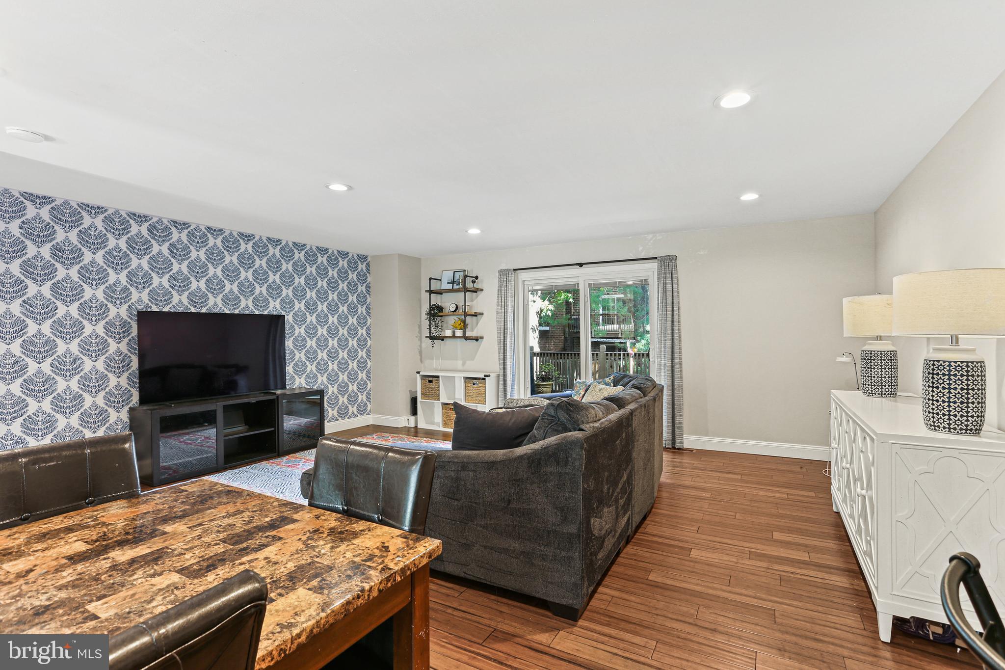 VILLAGE OF KINGS CONTRIVANCE - Residential