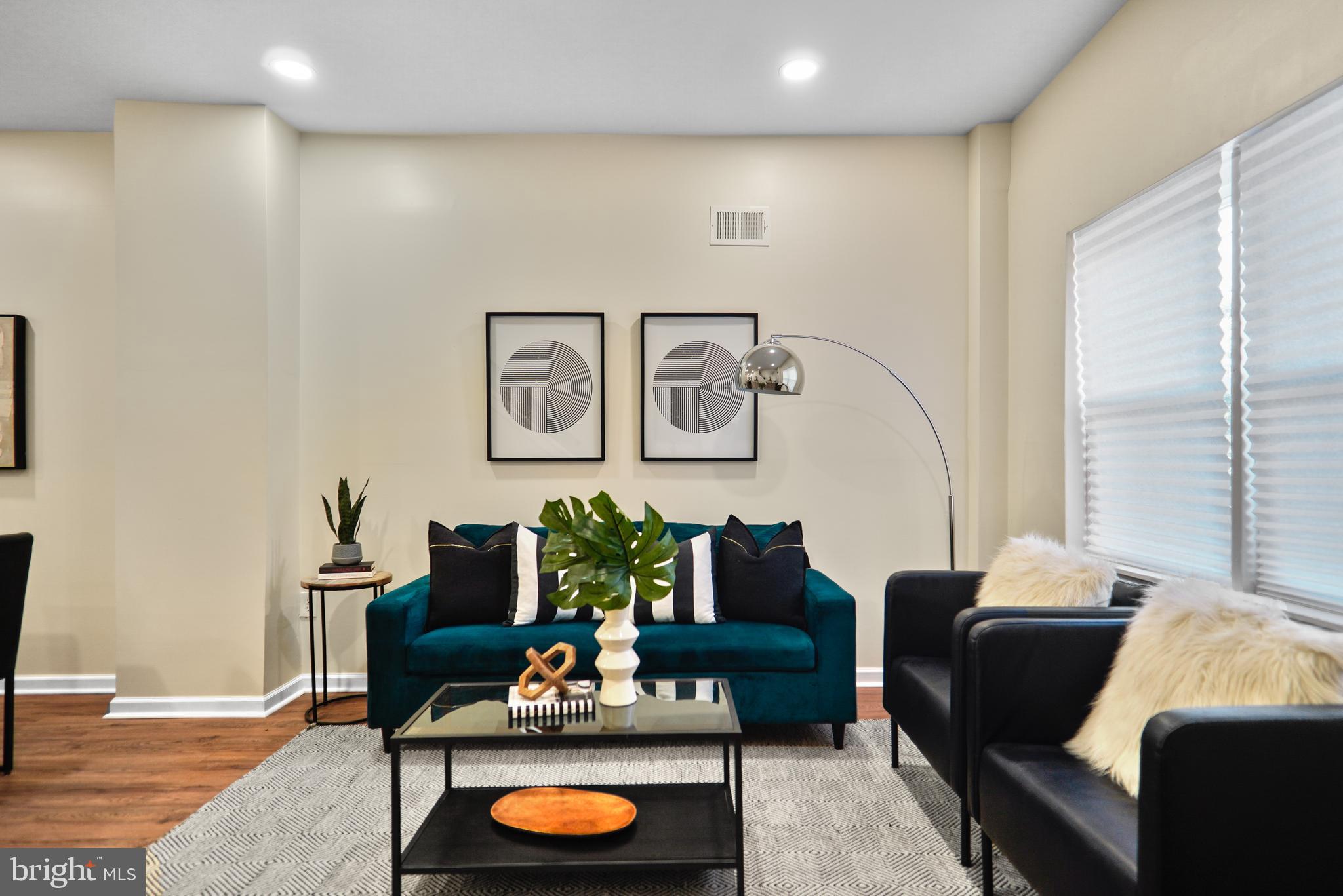 PARKSIDE - Residential