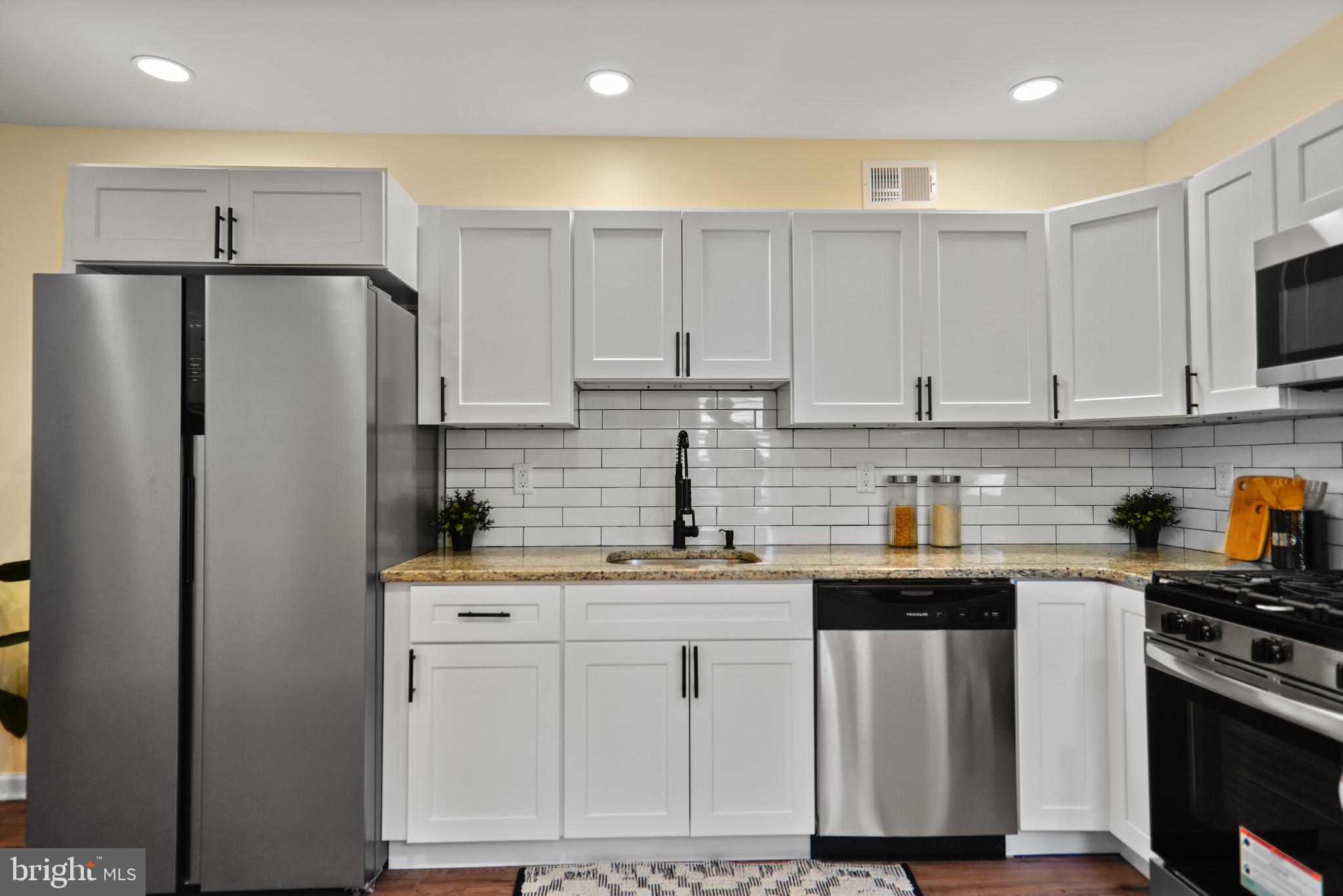 PARKSIDE - Residential