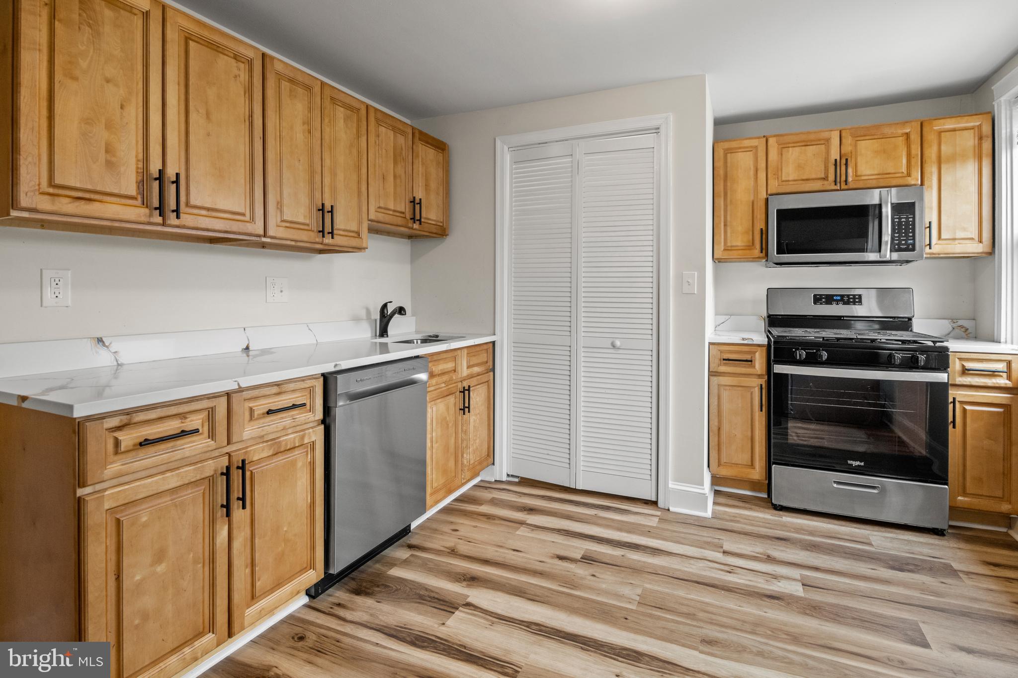 BAYVIEW - Residential Lease