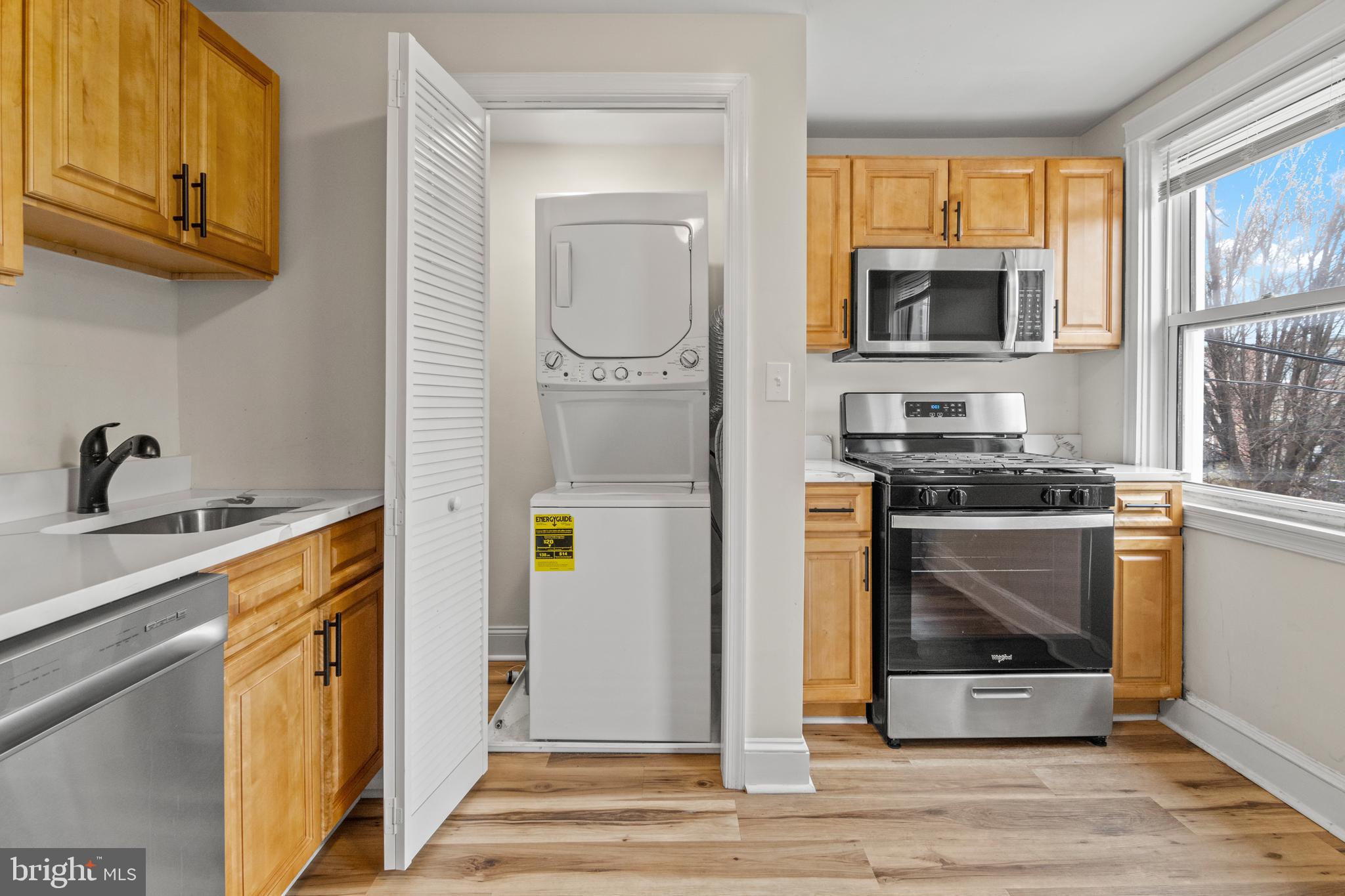 BAYVIEW - Residential Lease