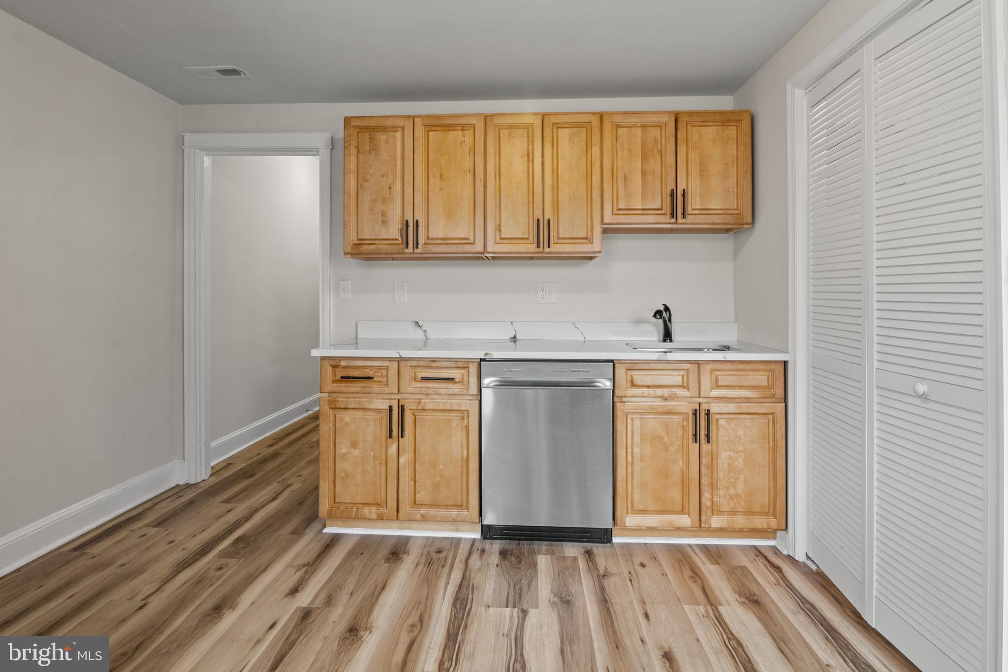 BAYVIEW - Residential Lease