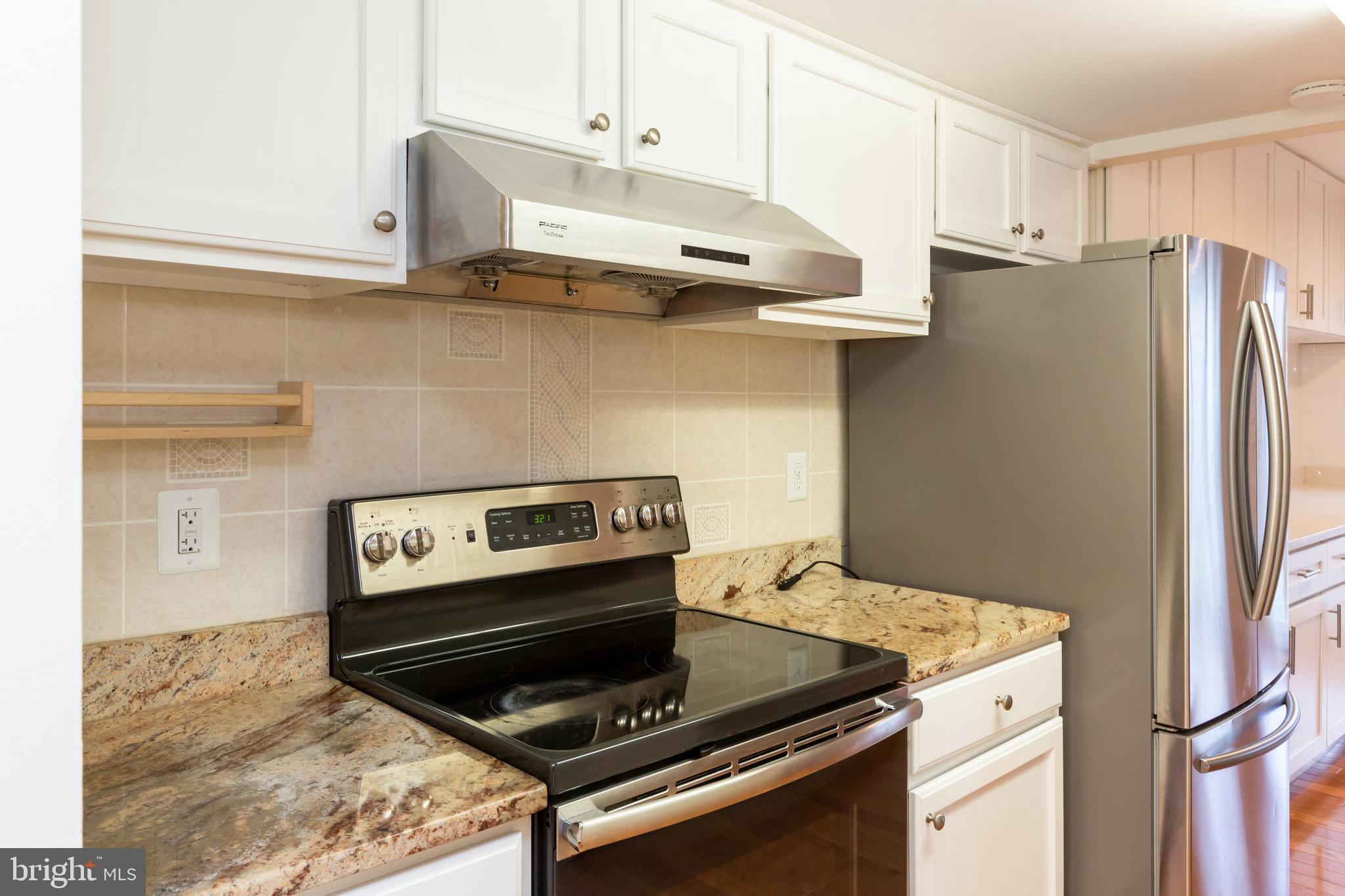 BLAKEVIEW - Residential