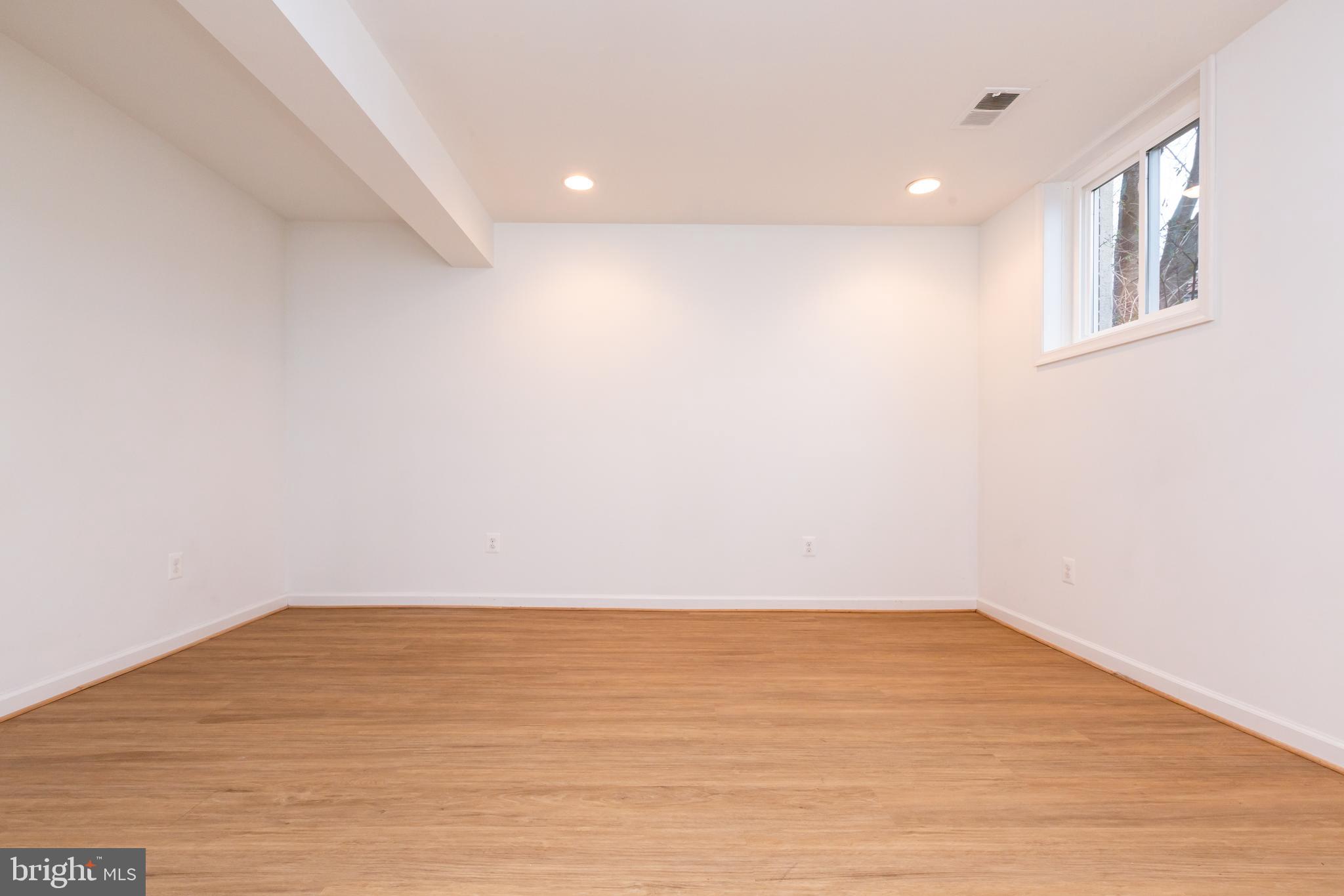 BLAKEVIEW - Residential