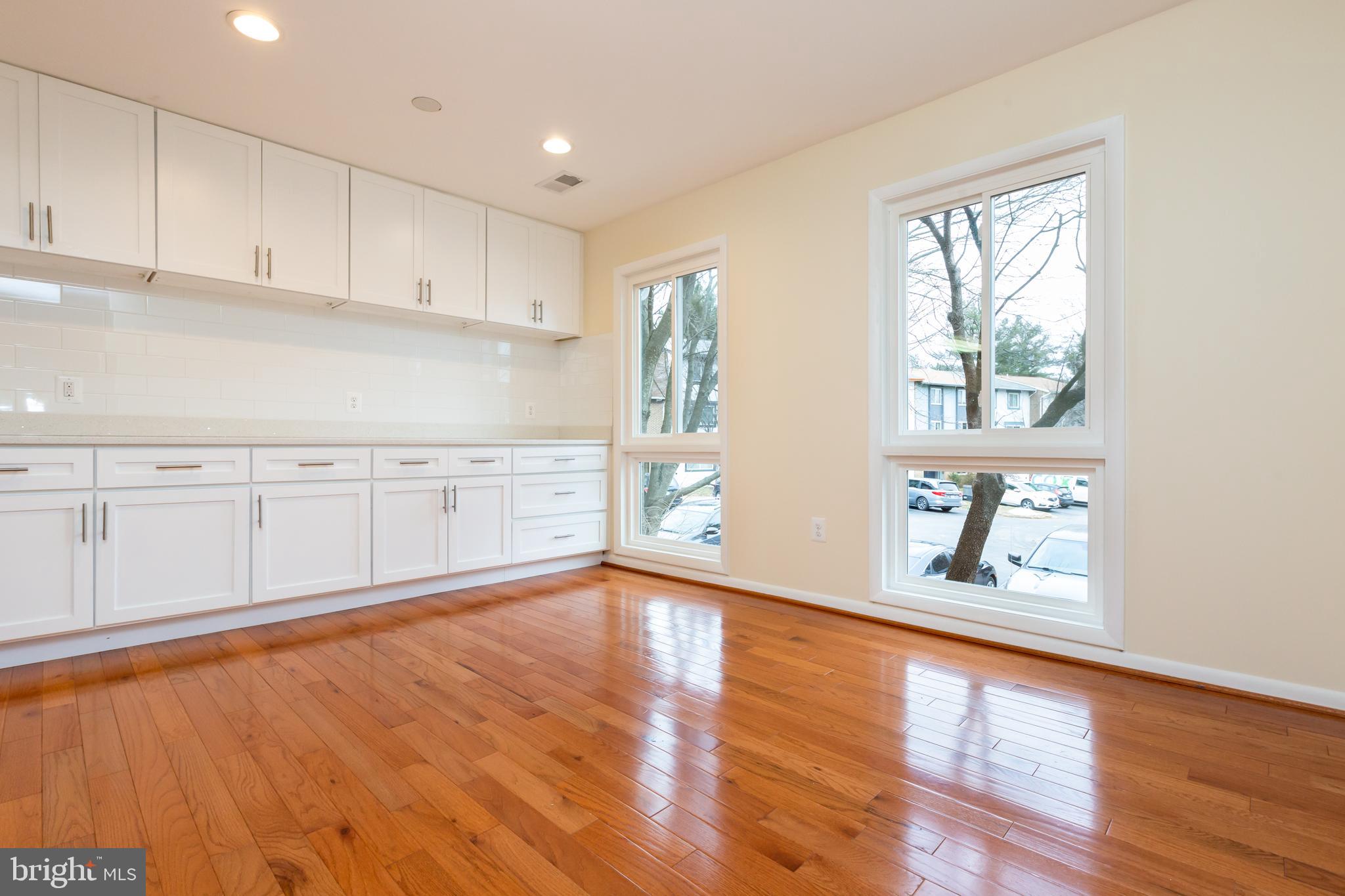 BLAKEVIEW - Residential