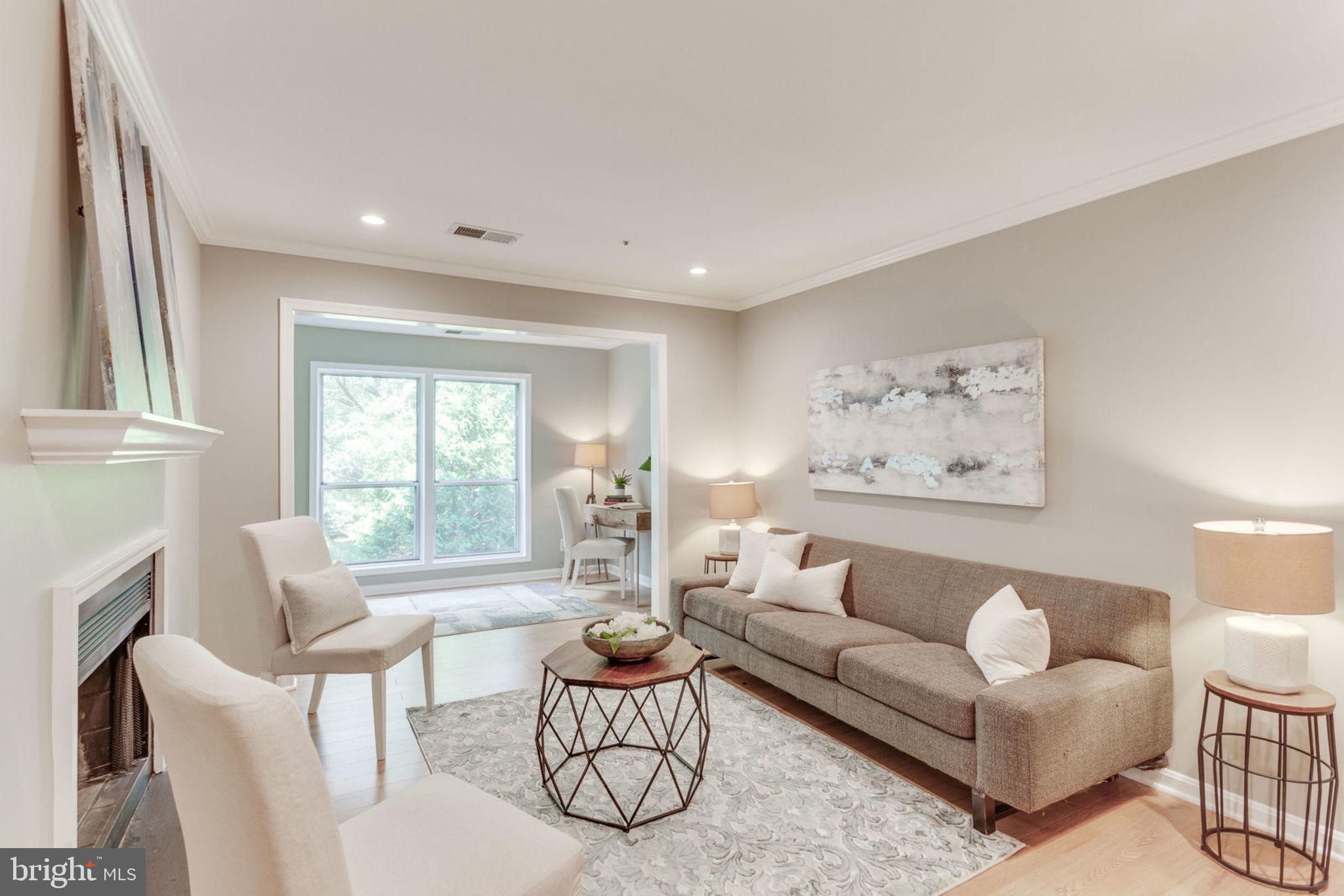 FOUR WINDS AT OAKTON - Residential