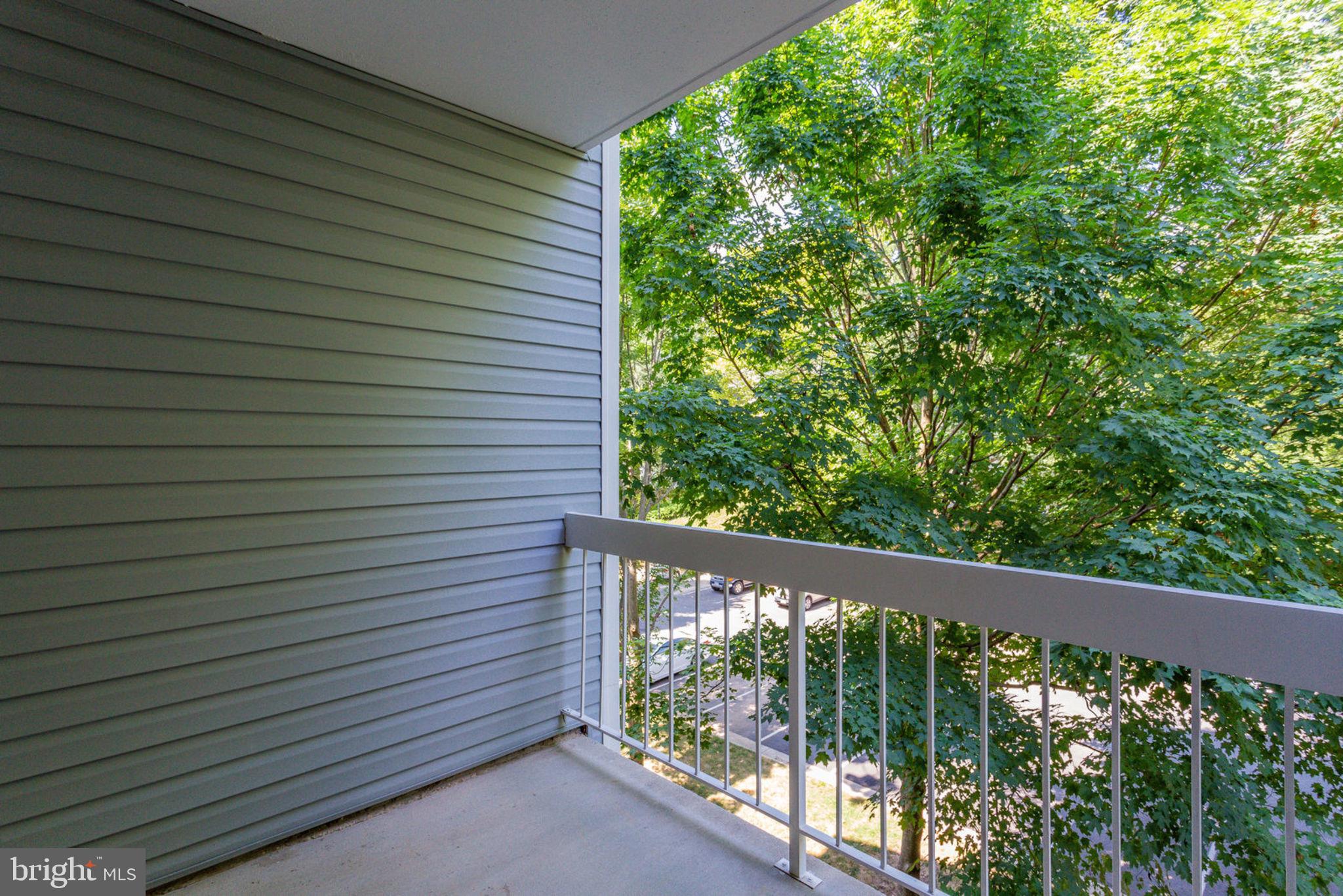 FOUR WINDS AT OAKTON - Residential