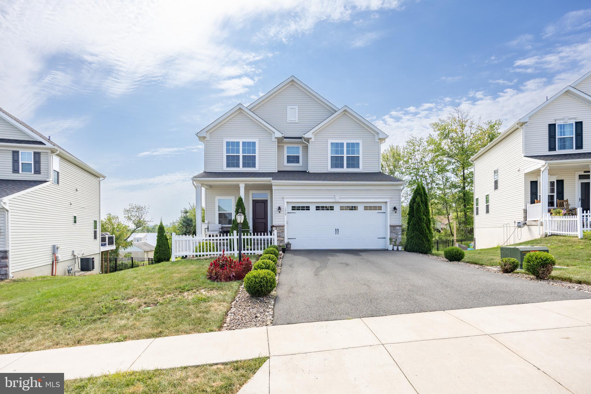 172 PIXIE MOSS ROAD