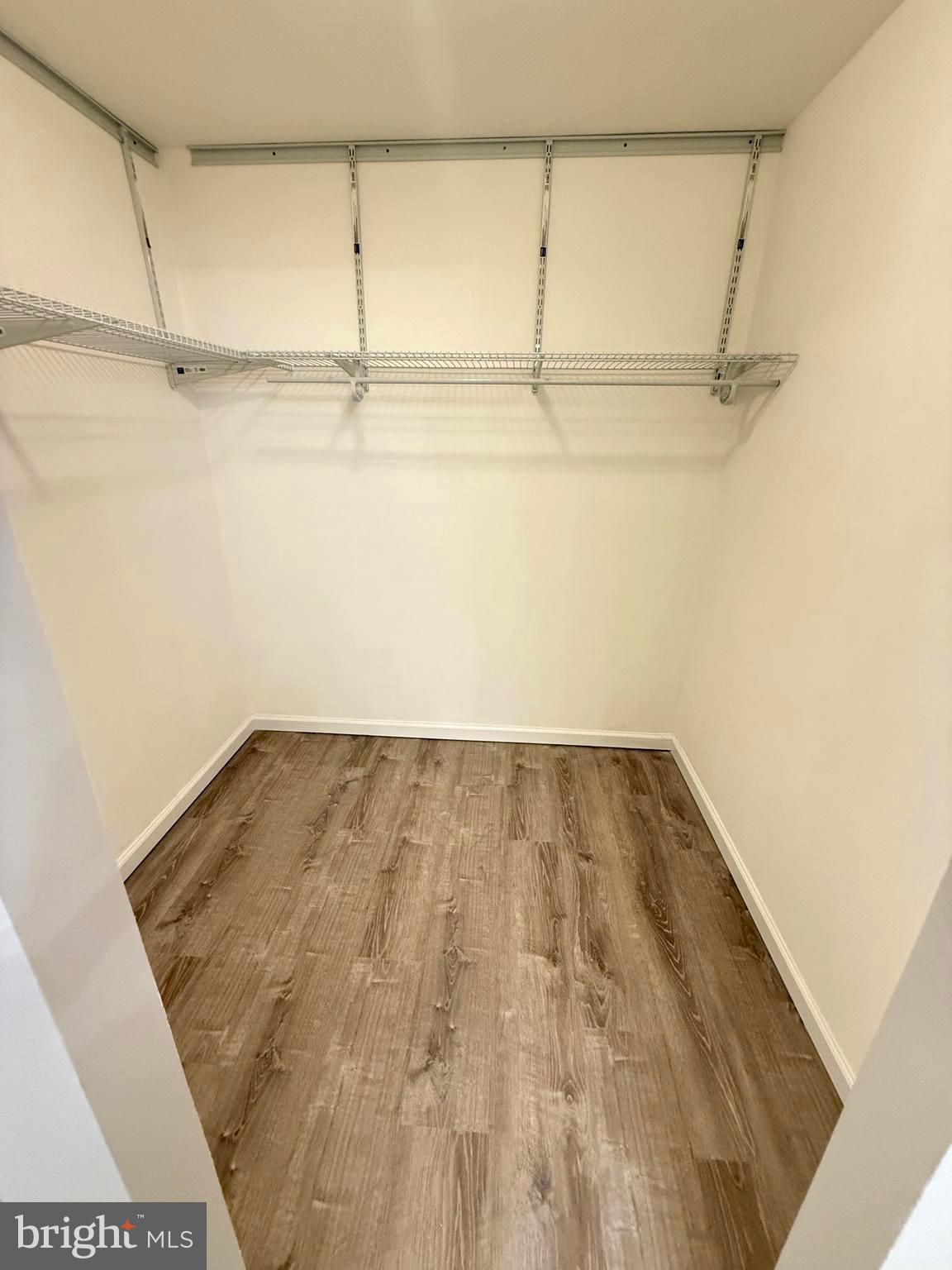 COLCHESTER TOWNE - Residential Lease