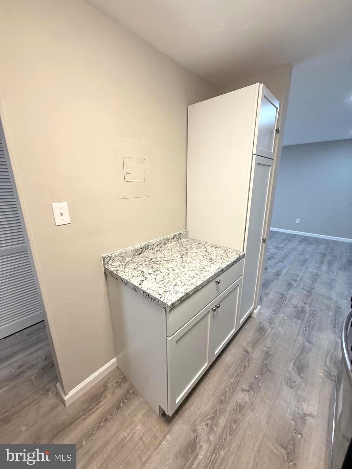 COLCHESTER TOWNE - Residential Lease