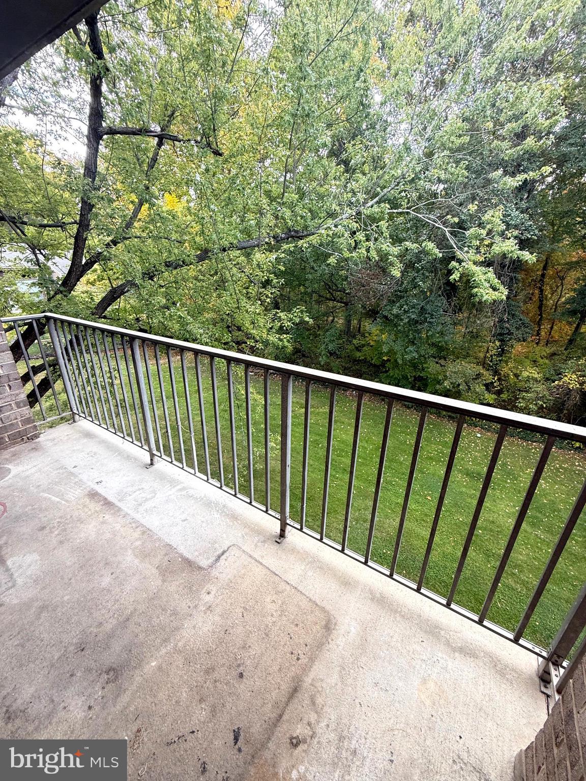 COLCHESTER TOWNE - Residential Lease