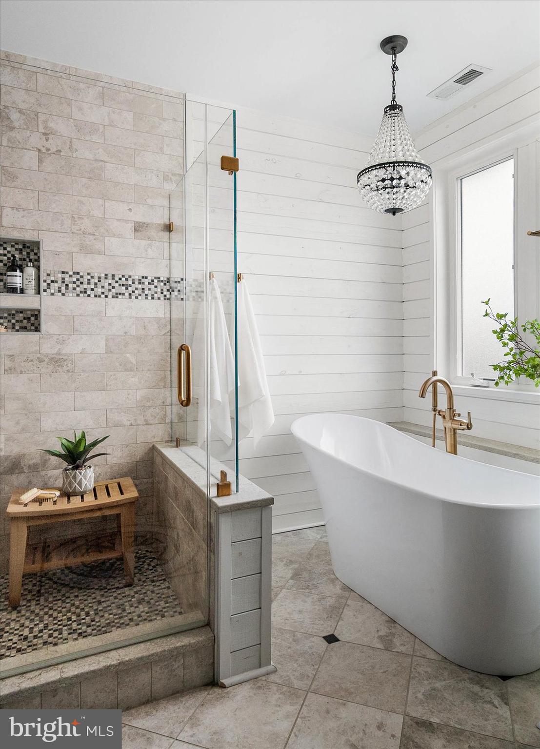 BAYVIEW PARK - Residential