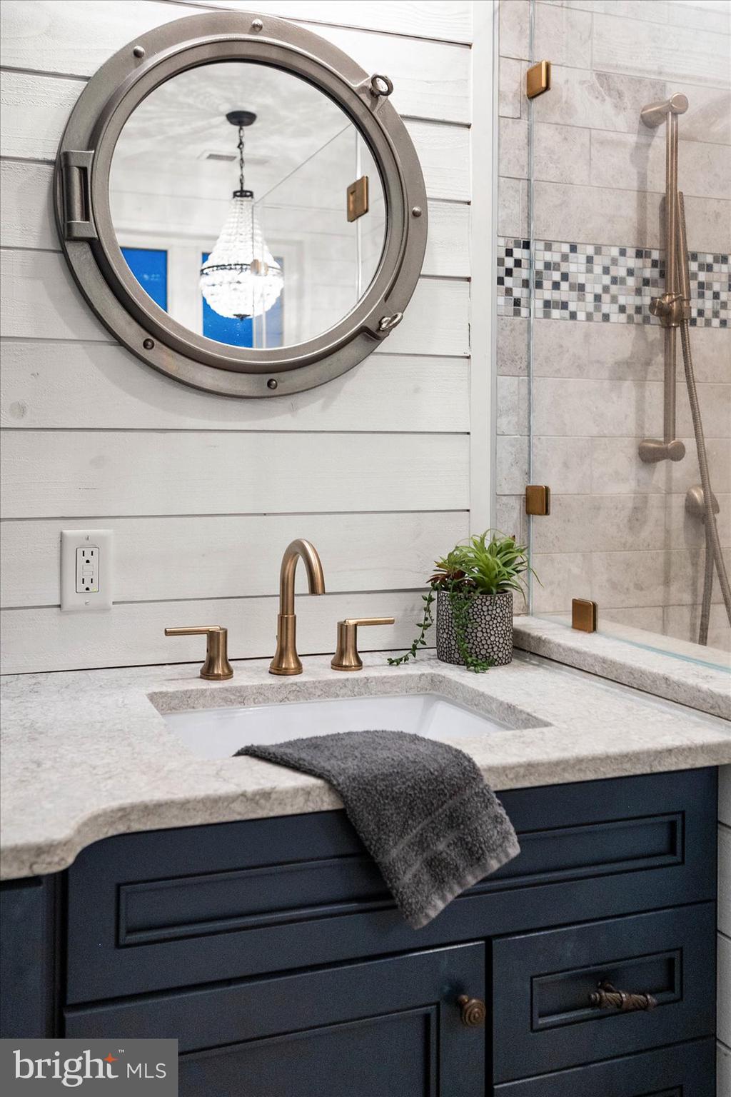 BAYVIEW PARK - Residential