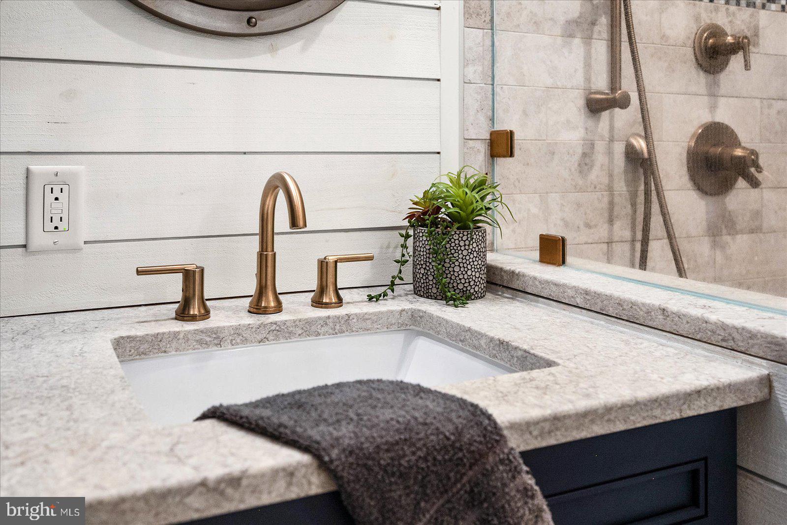 BAYVIEW PARK - Residential