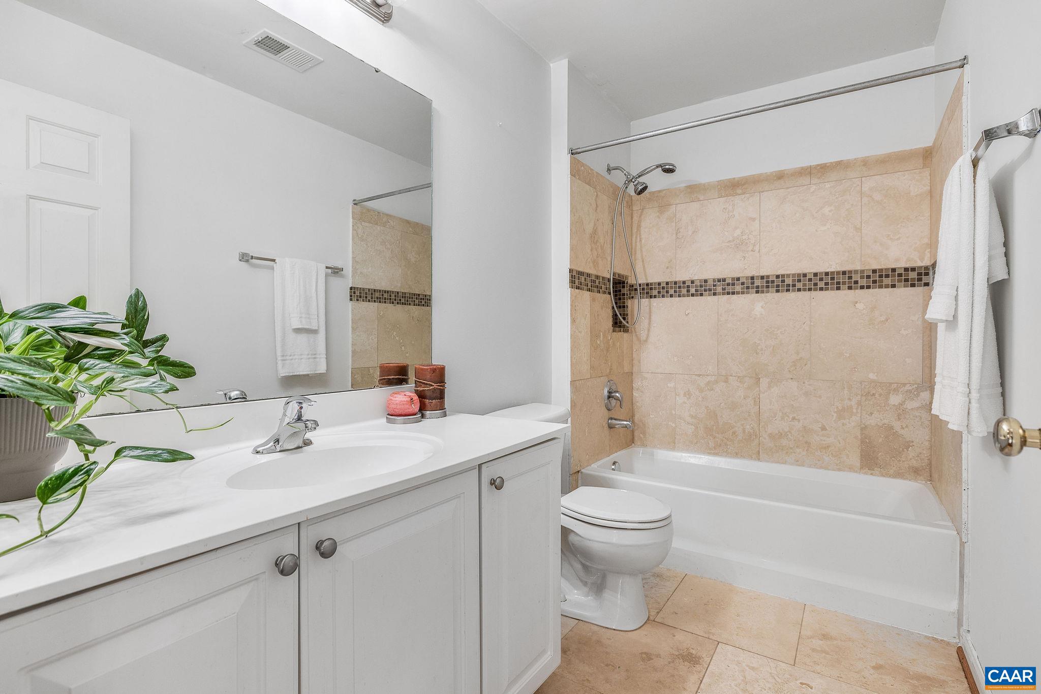 REEDY CREEK - Residential