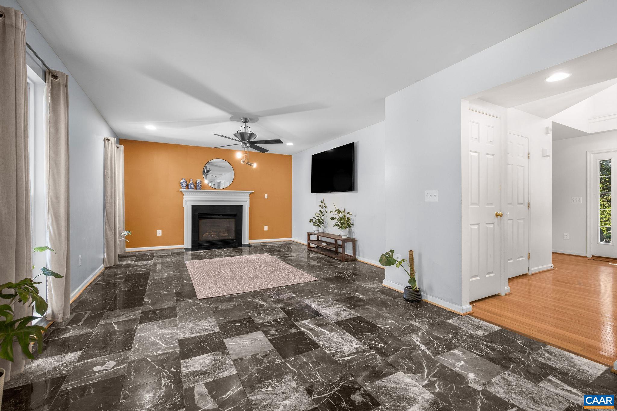 REEDY CREEK - Residential