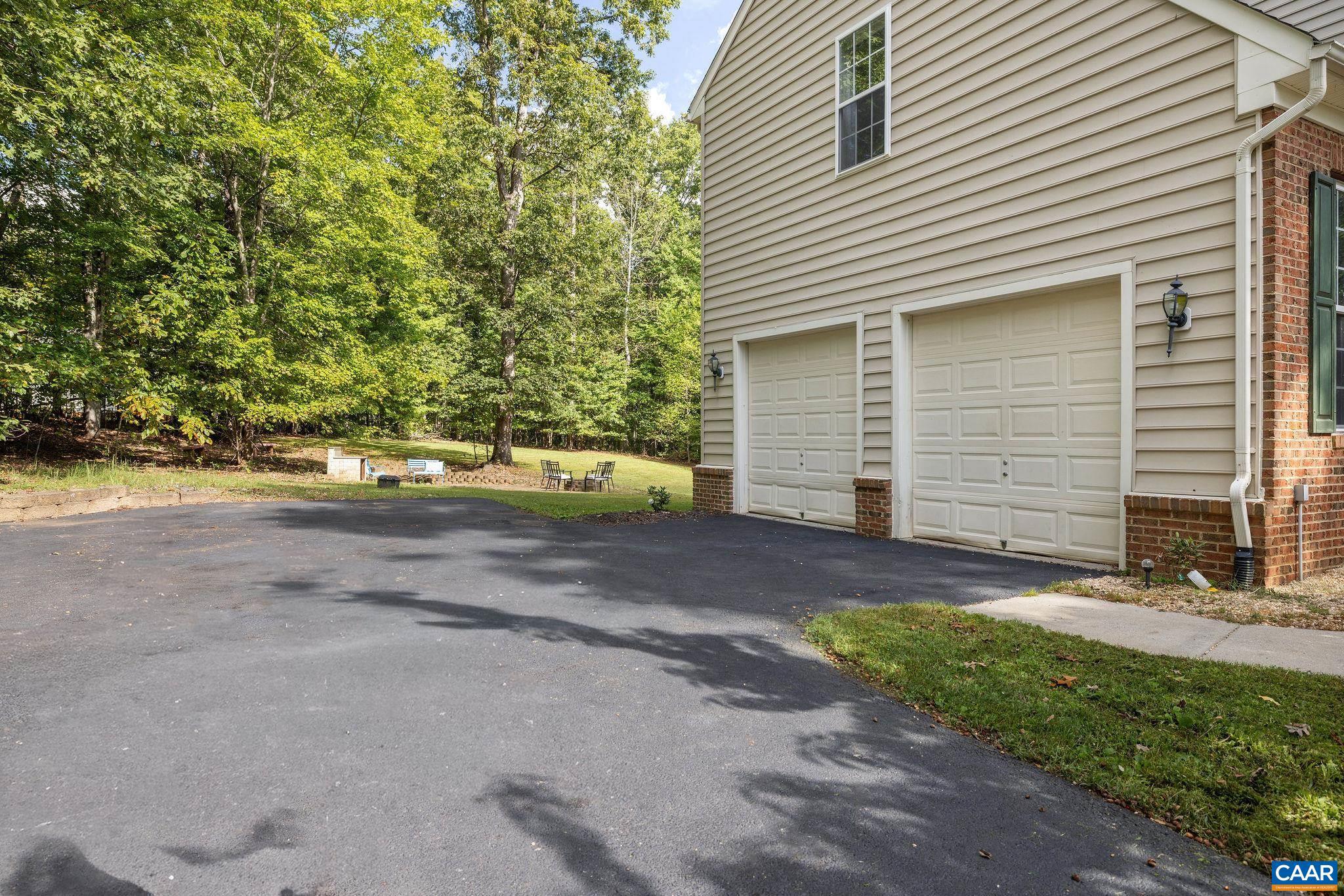 REEDY CREEK - Residential