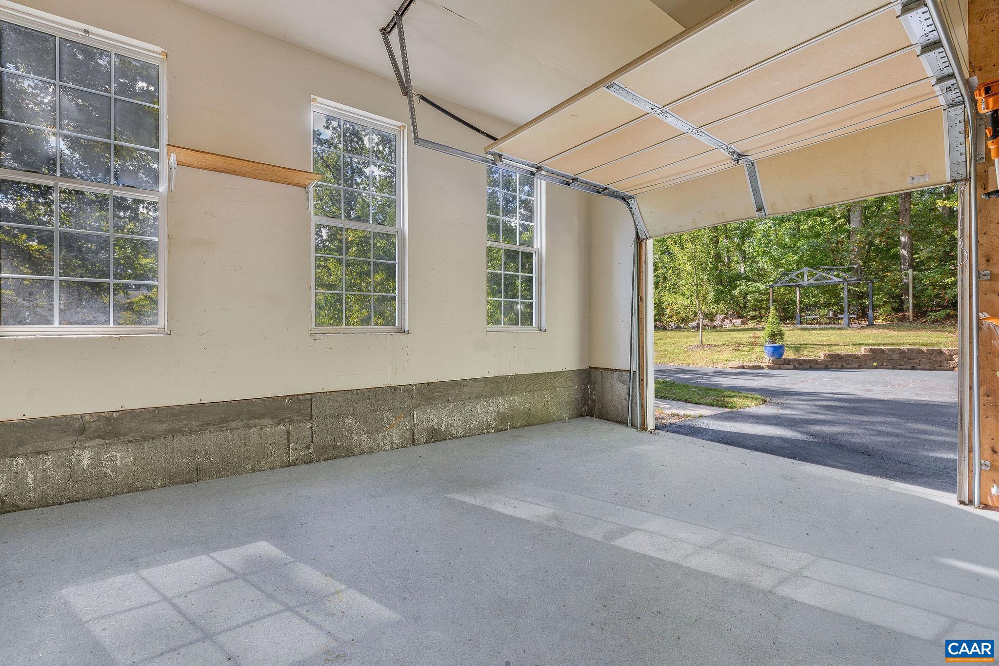 REEDY CREEK - Residential