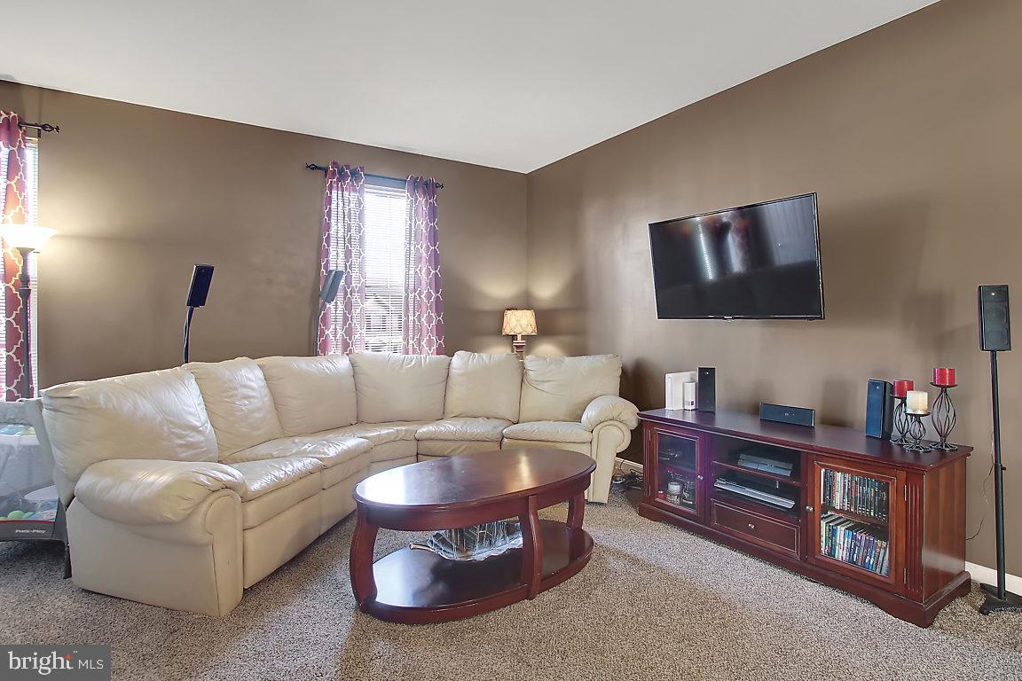 PEACEFIELDS - Residential