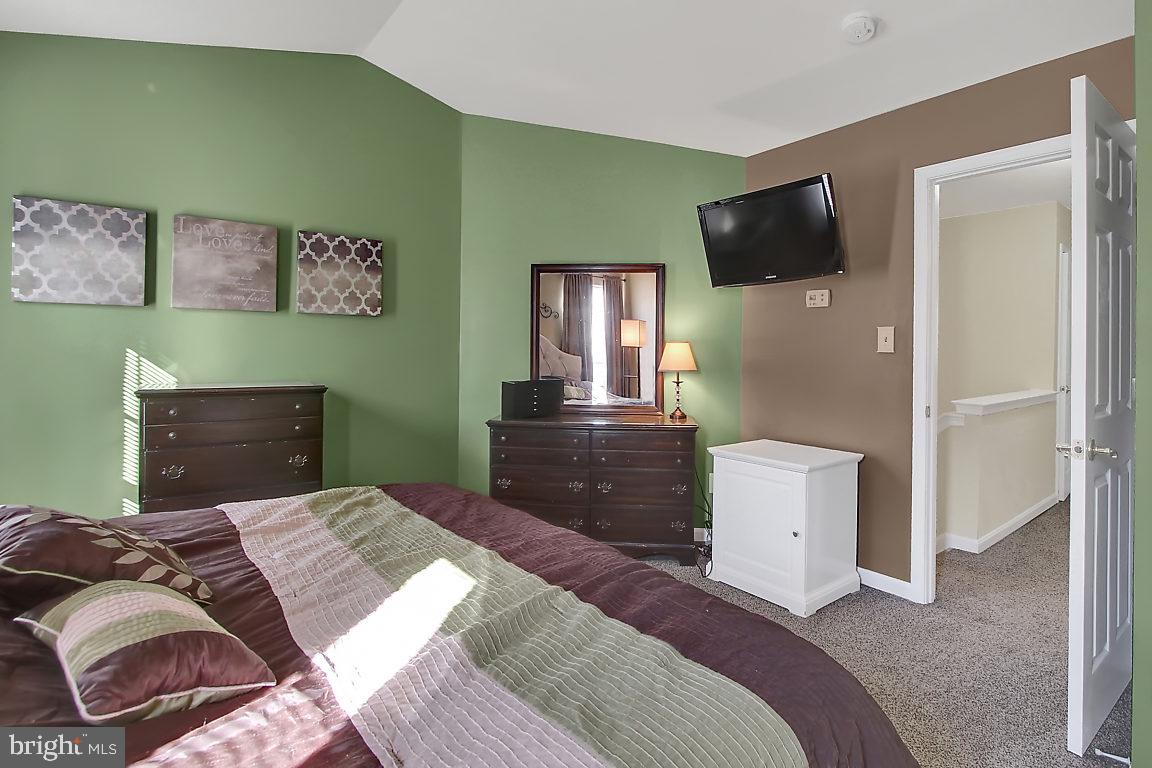 PEACEFIELDS - Residential