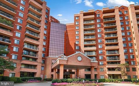 Photo of 2230 George C Marshall Drive #924, FALLS CHURCH, VA 22043 (MLS # VAFX2296198)