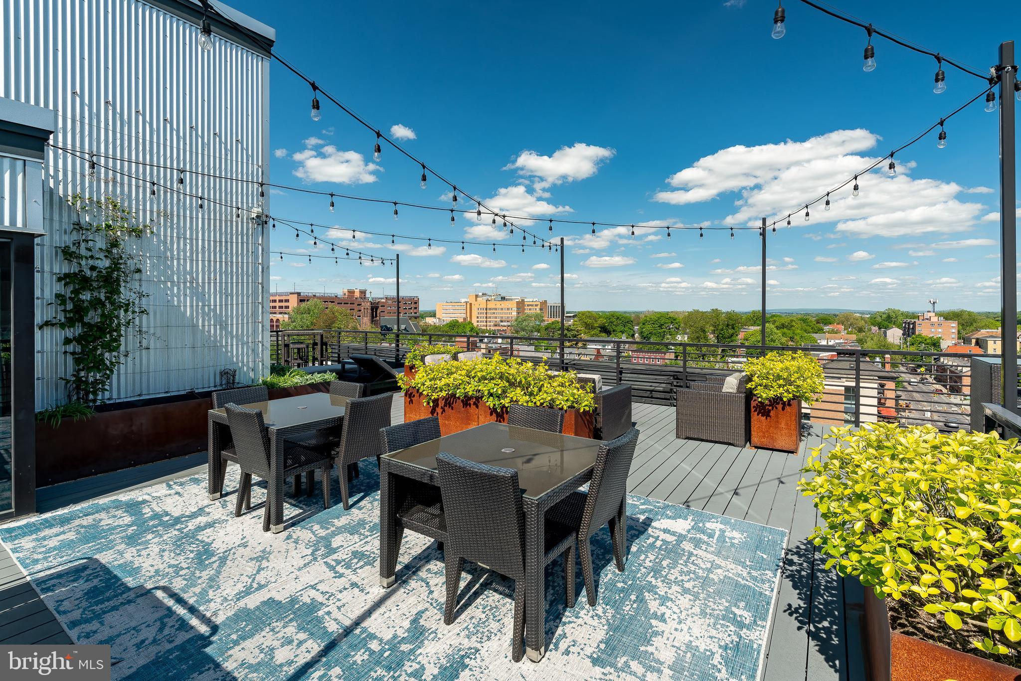 41 W LEMON STREET 304
