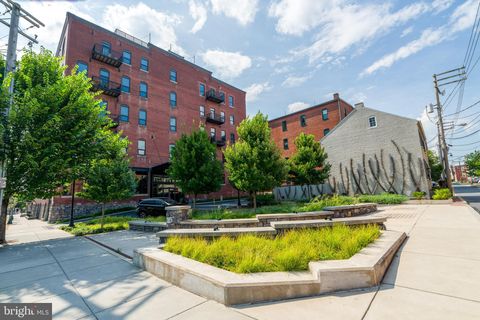 Photo of 41 W Lemon Street #304, LANCASTER, PA 17603 (MLS # PALA2073810)