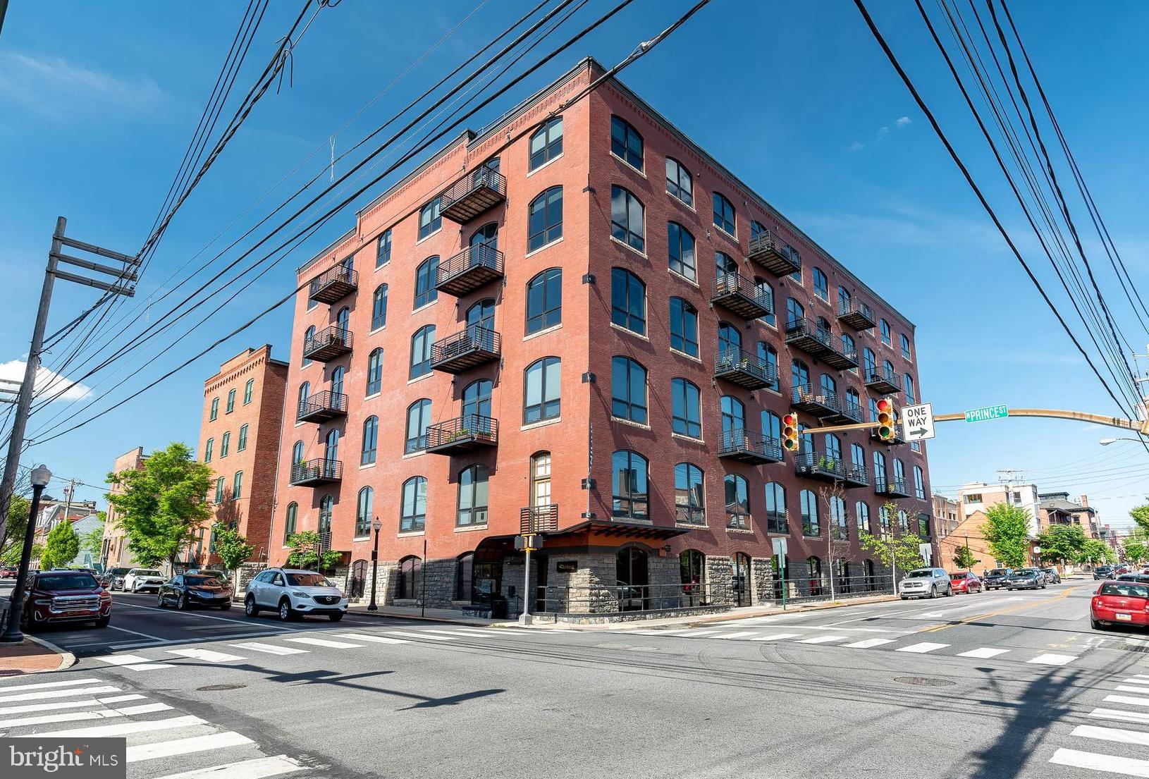 41 W LEMON STREET 304