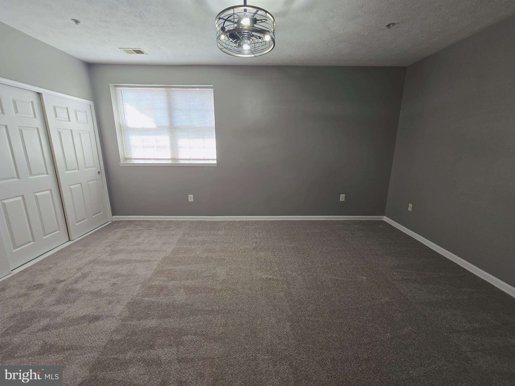 SOMERSET - Residential