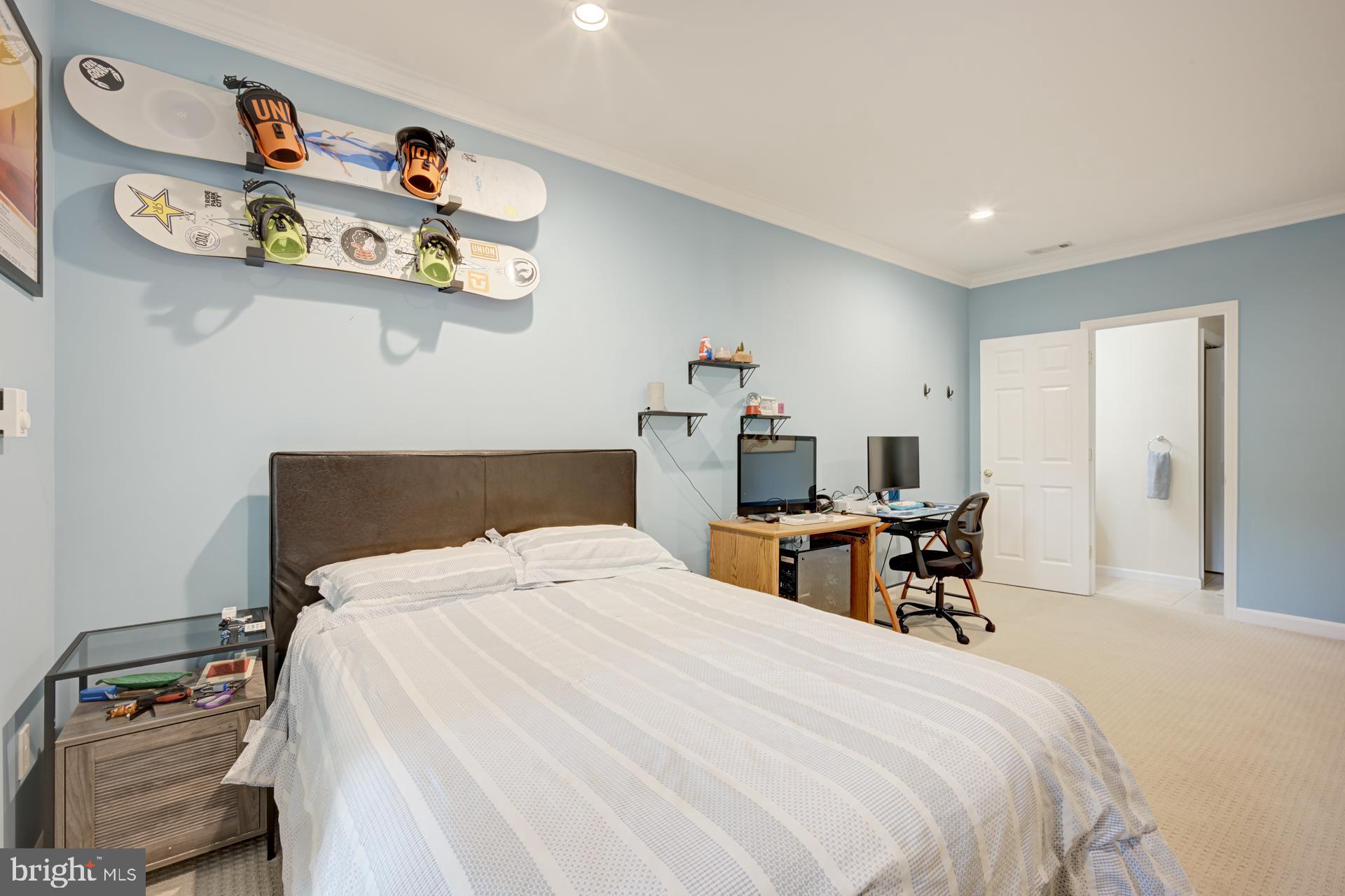 BATTERY HEIGHTS - Residential