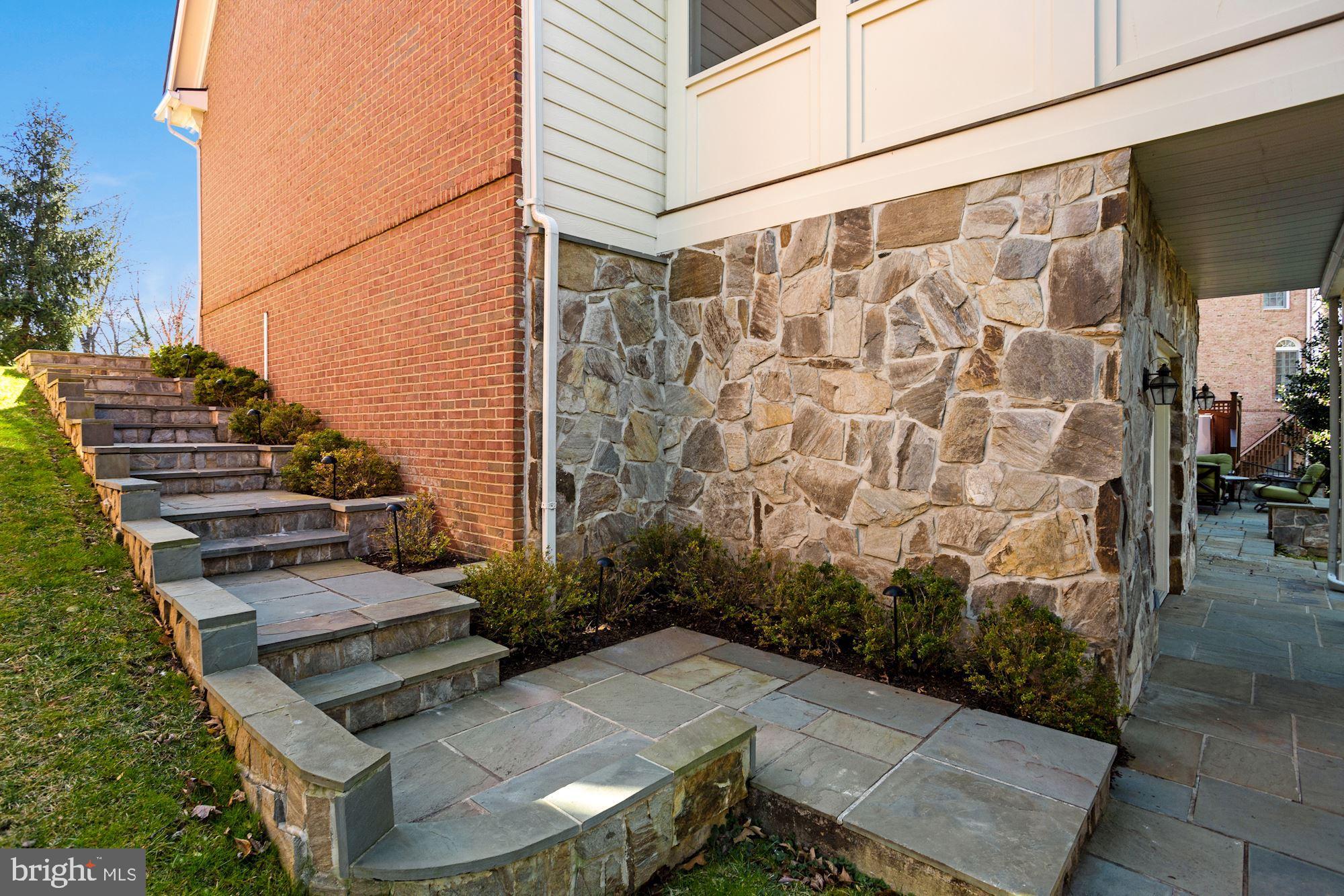 BATTERY HEIGHTS - Residential