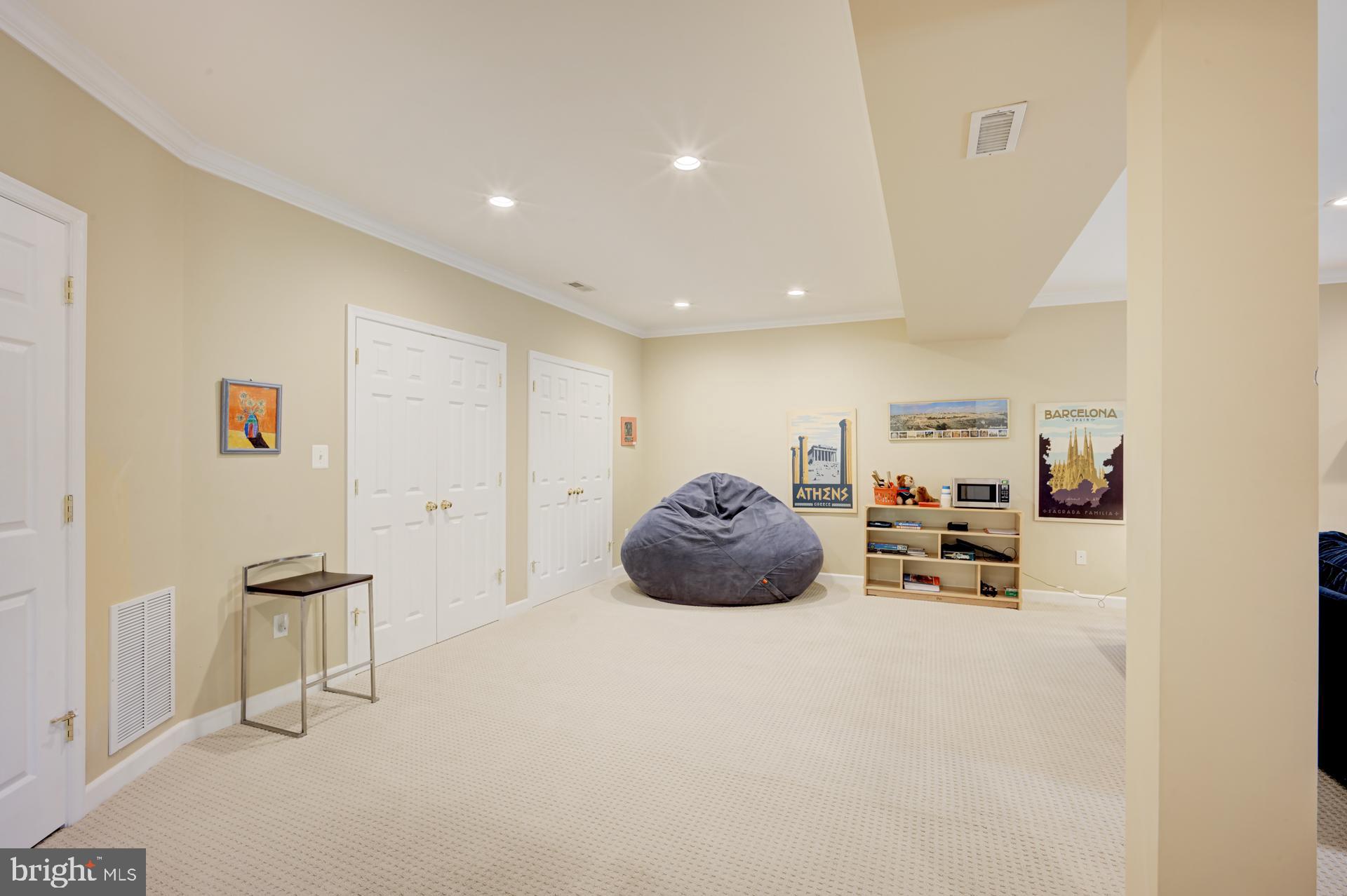 BATTERY HEIGHTS - Residential